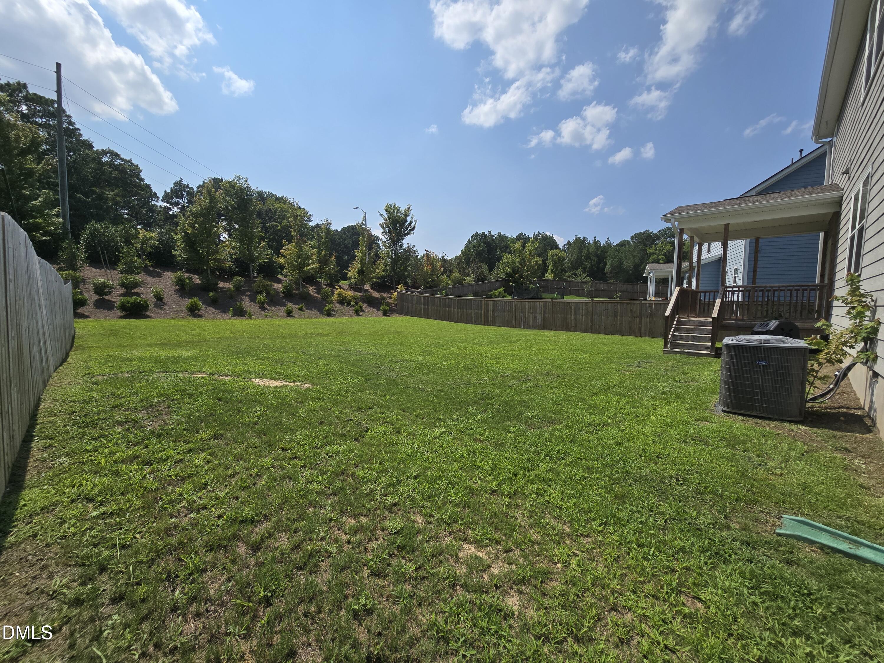 main property photo 24