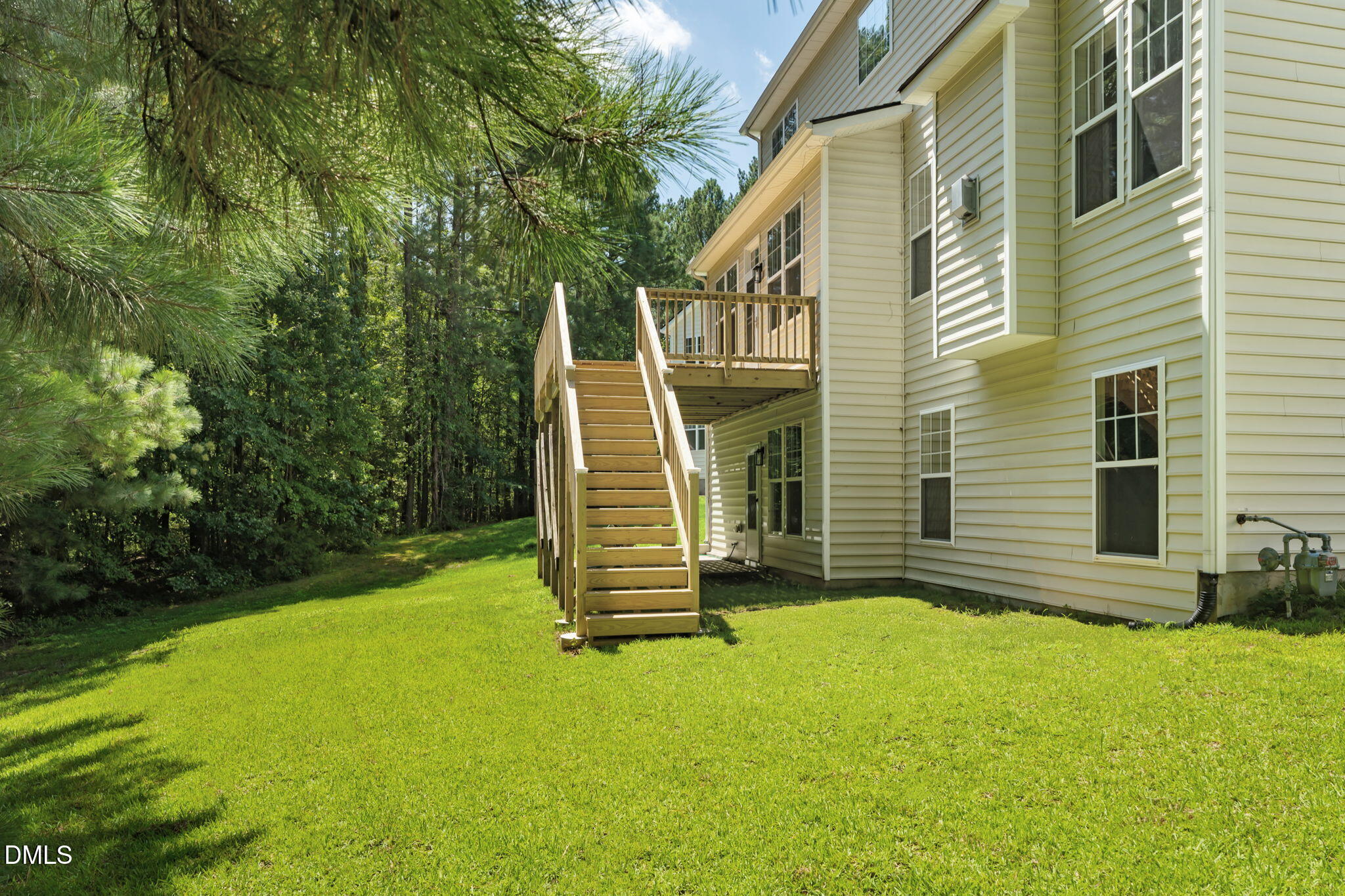 main property photo 50