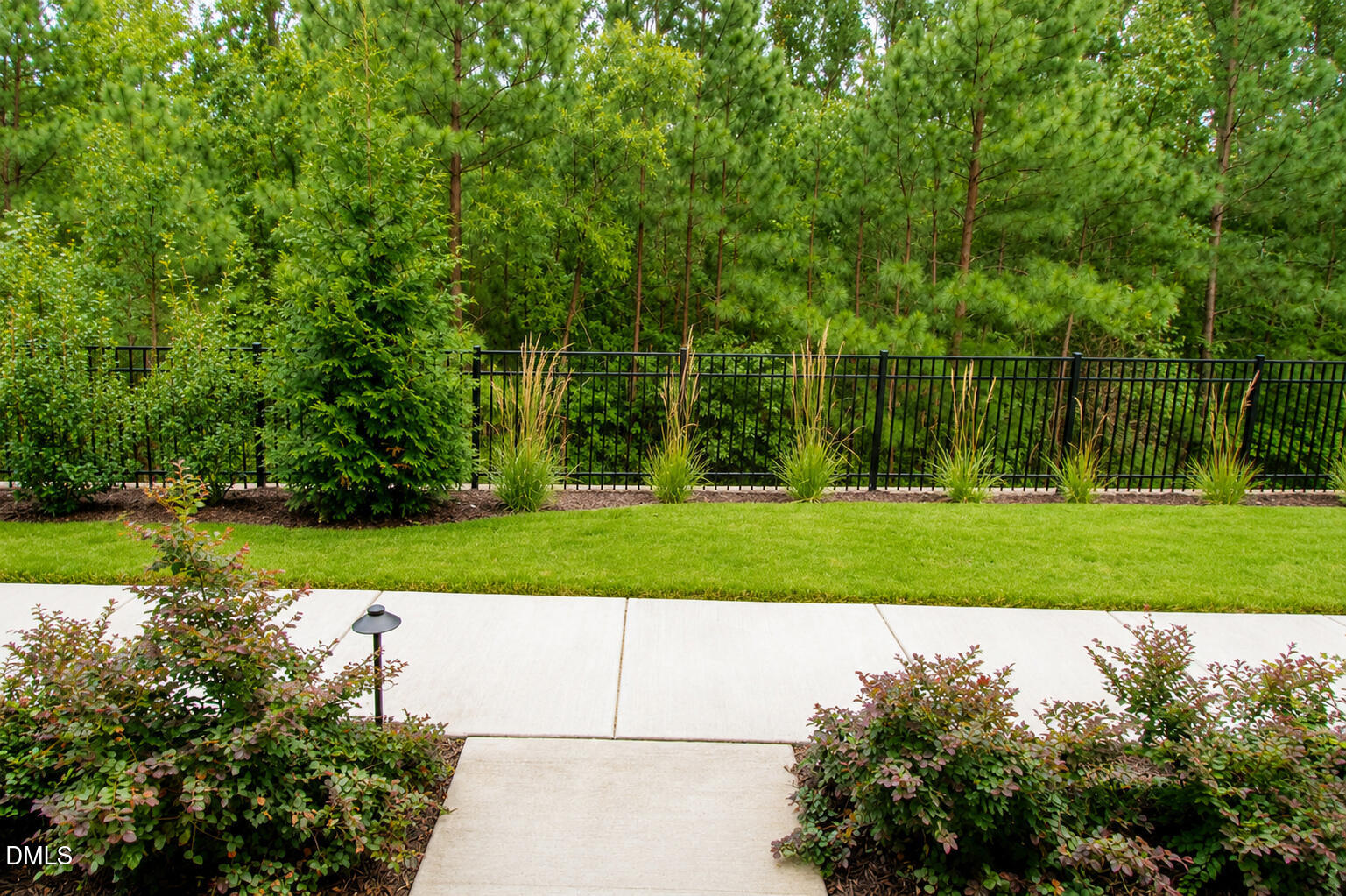 main property photo 20