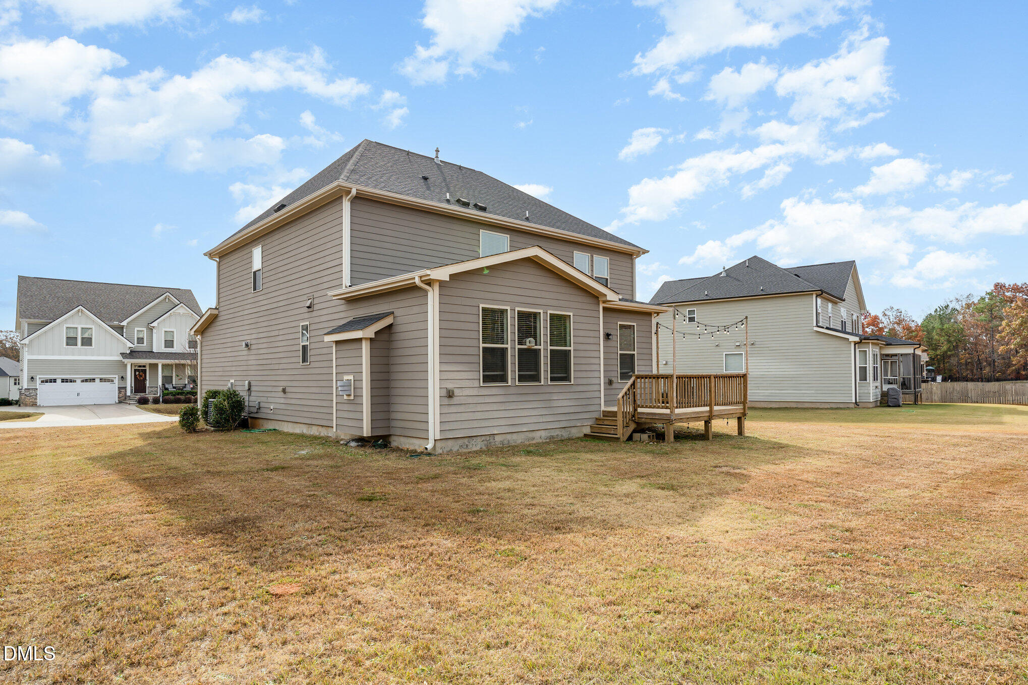 main property photo 35
