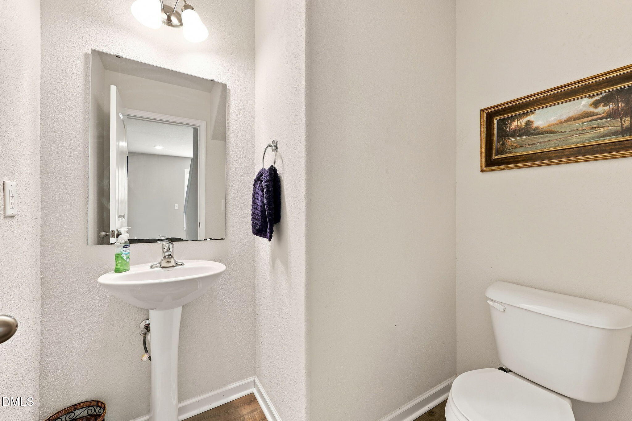 main property photo 8