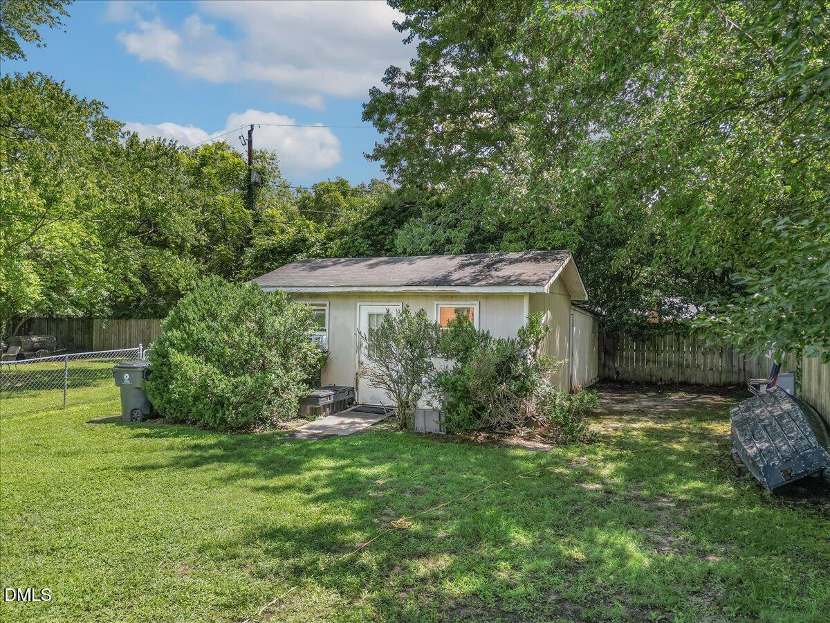main property photo 43