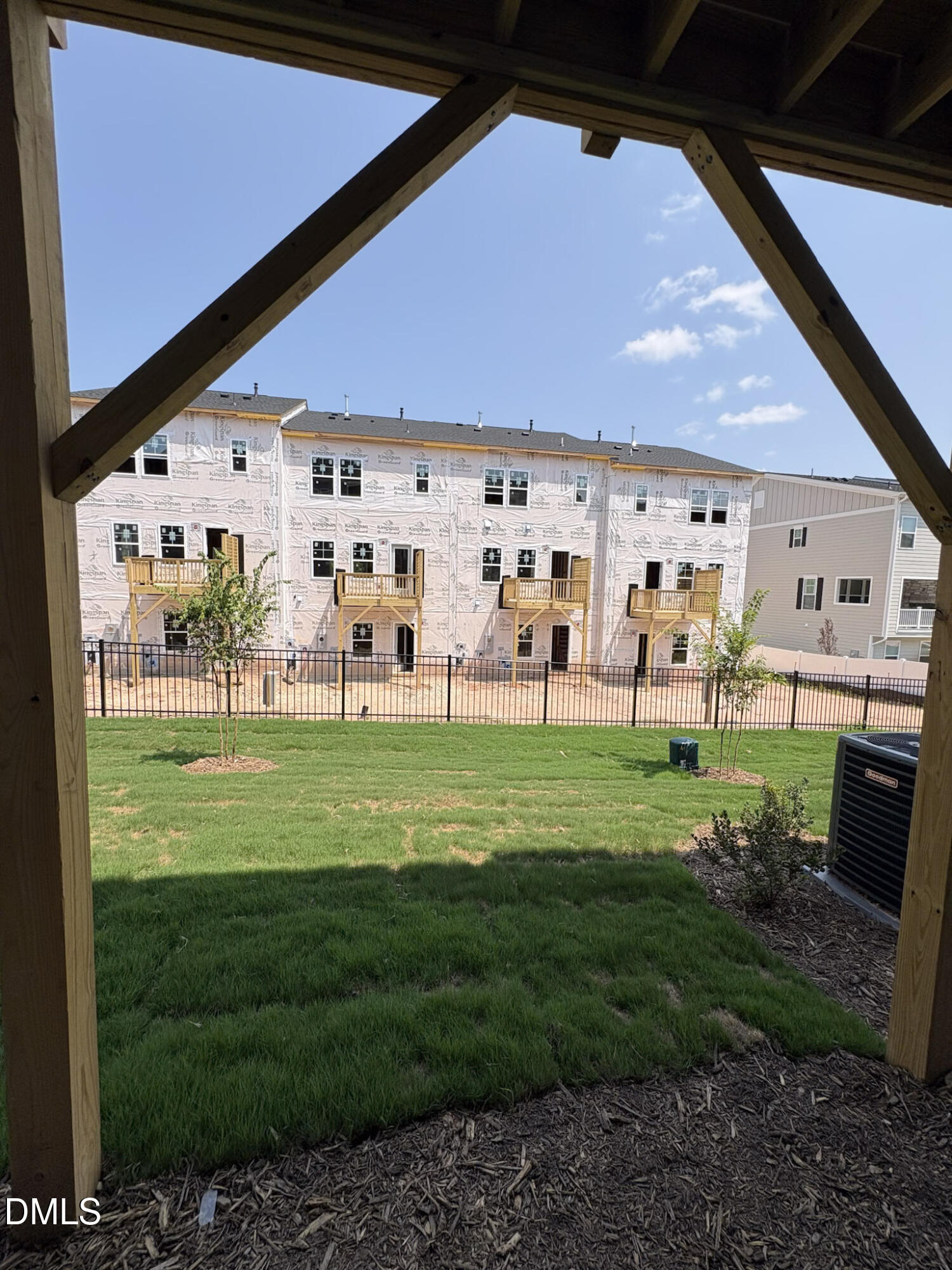 main property photo 25