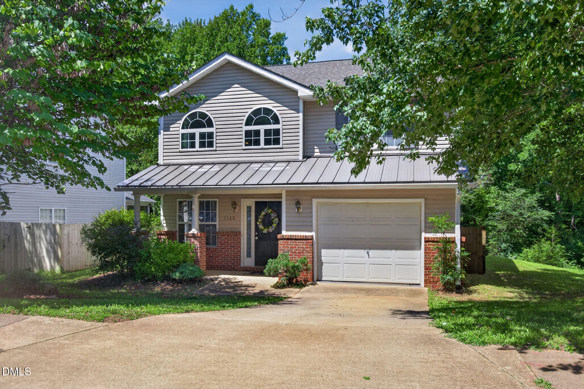 main property photo 1
