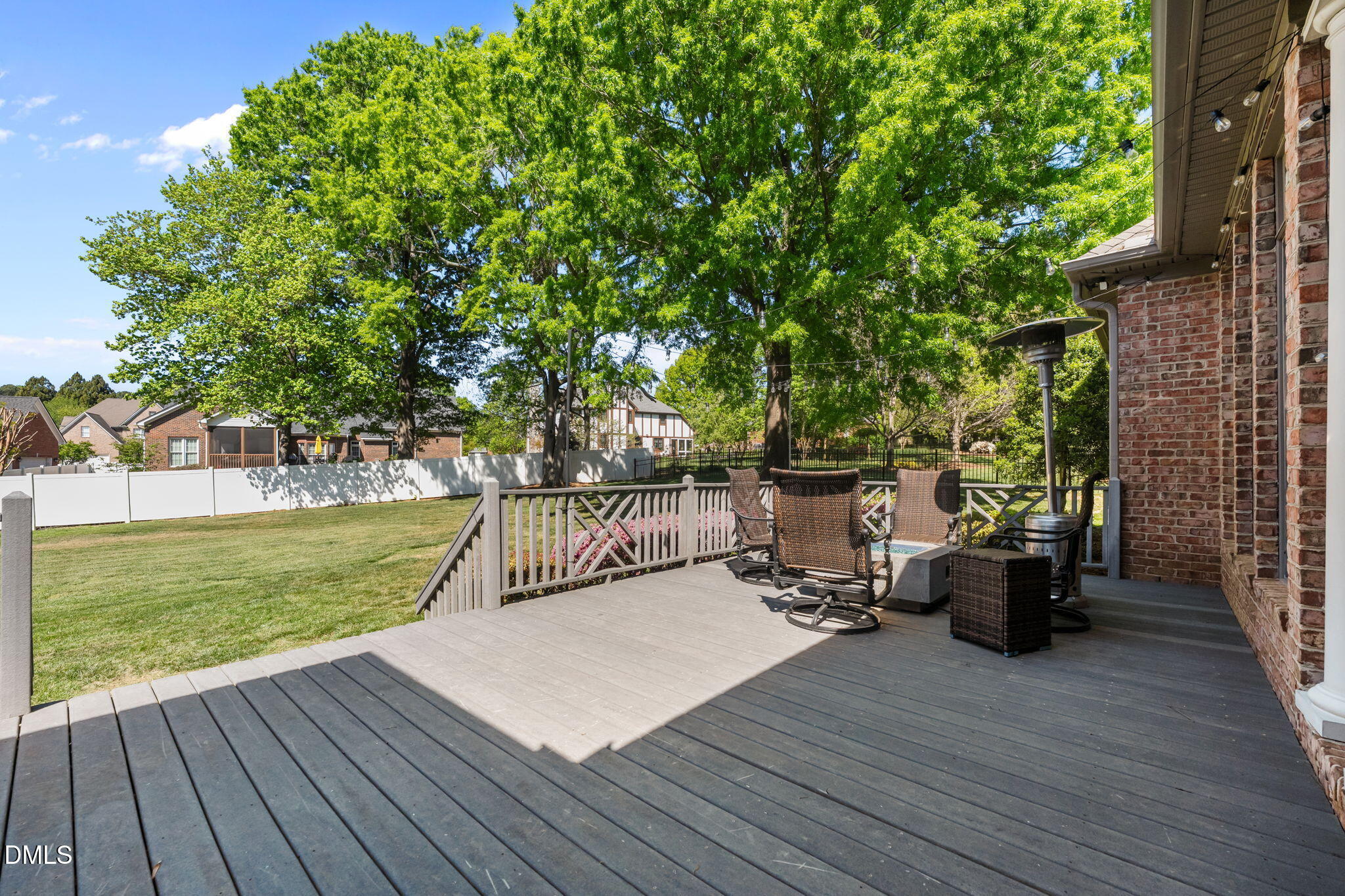 main property photo 44