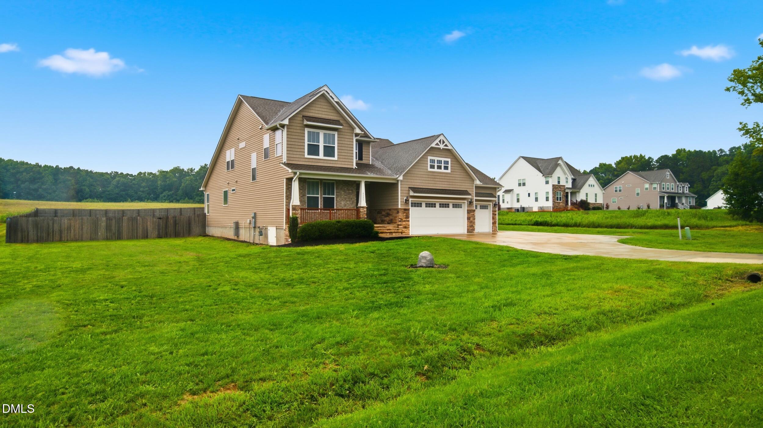 main property photo 47