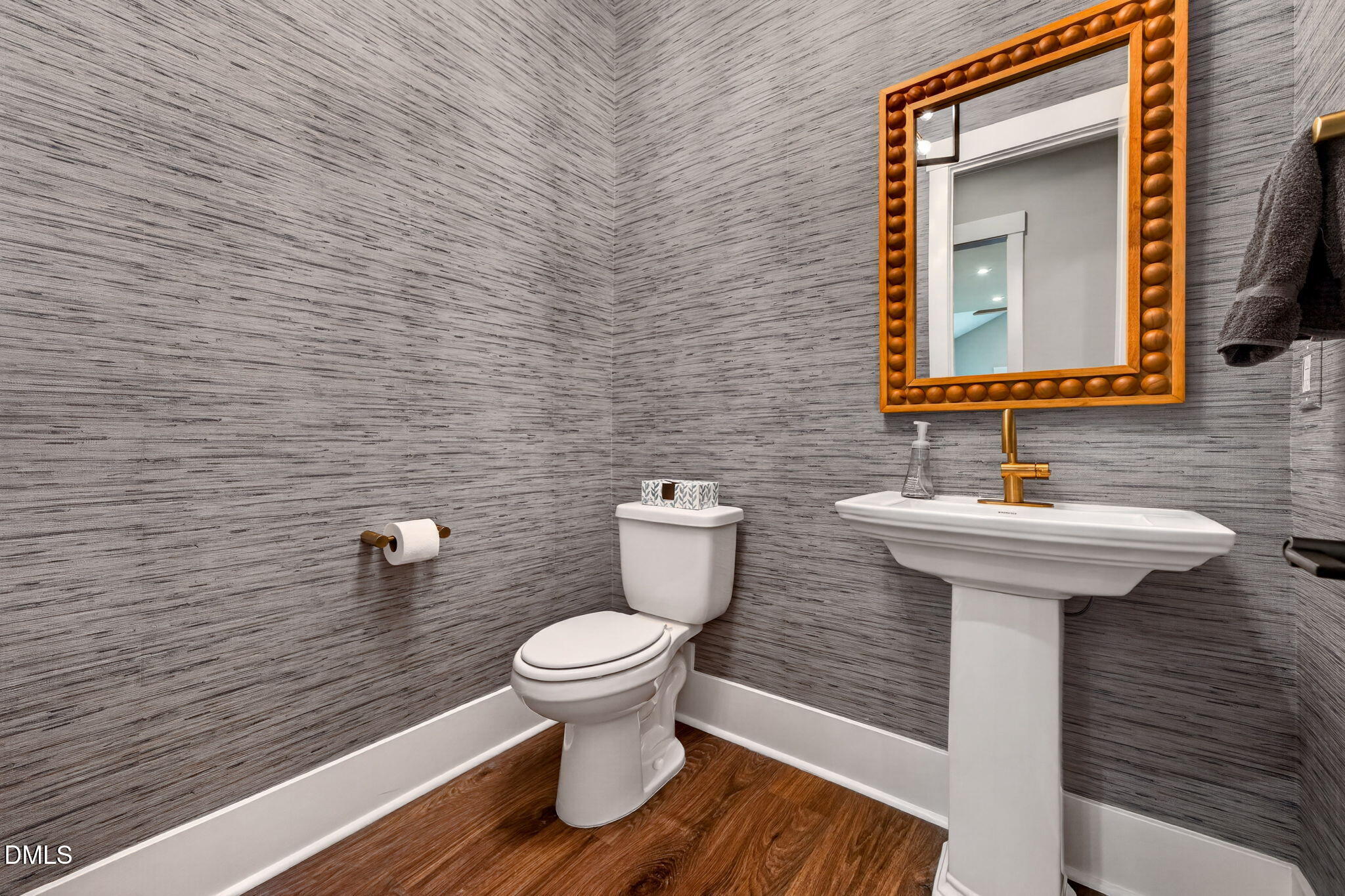 main property photo 22