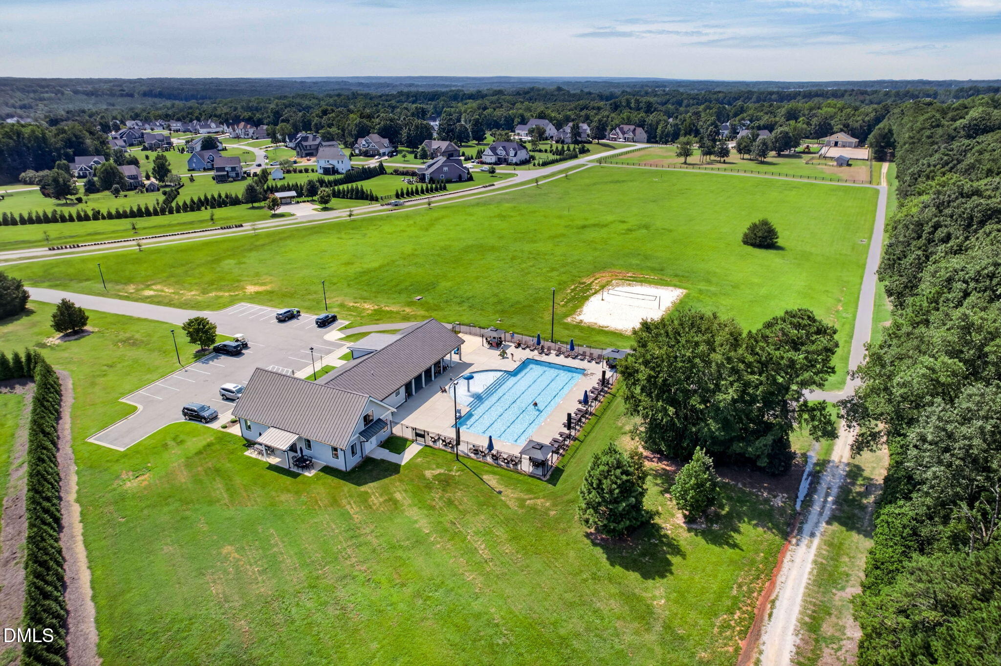 main property photo 88