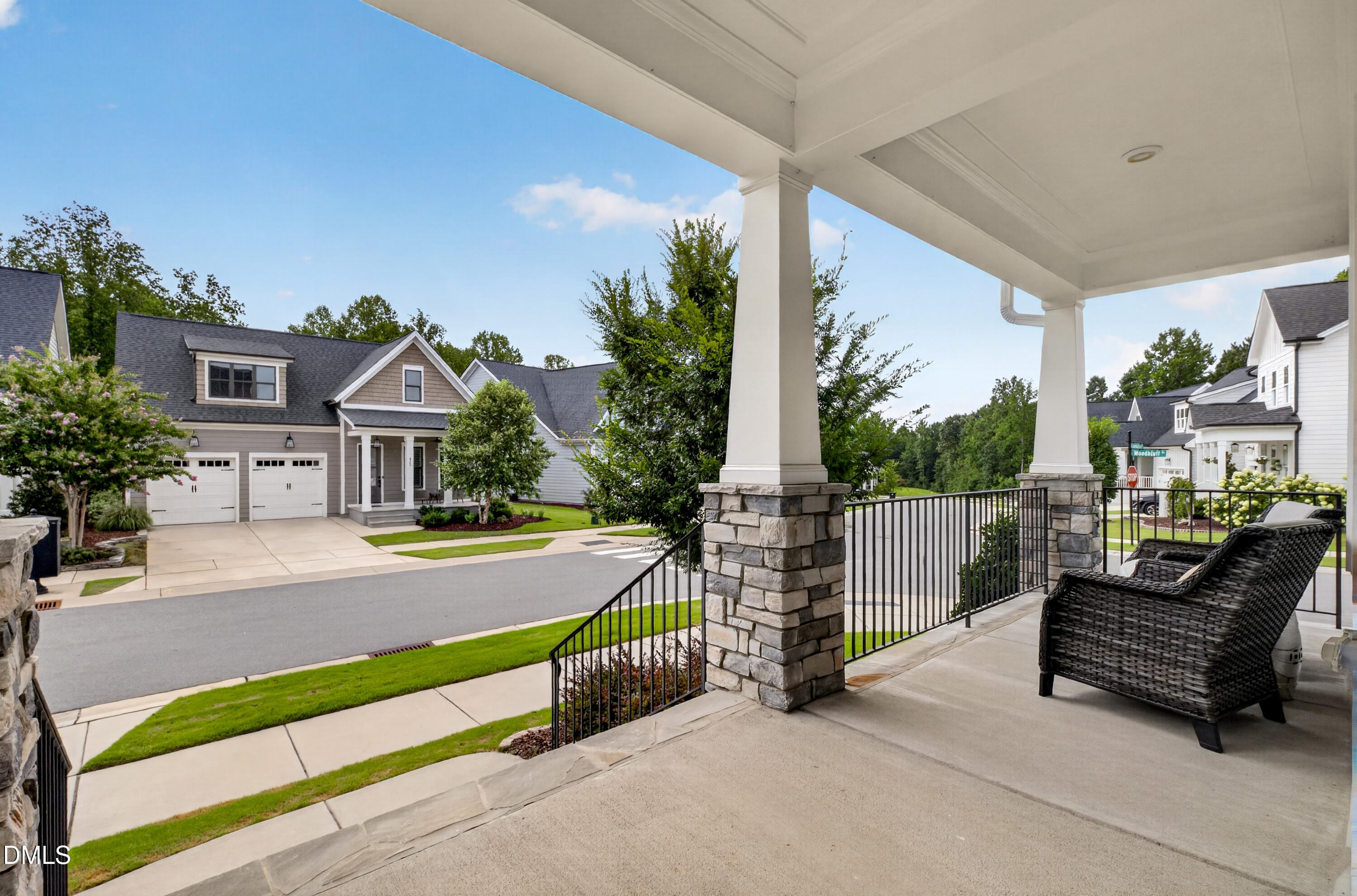 main property photo 8