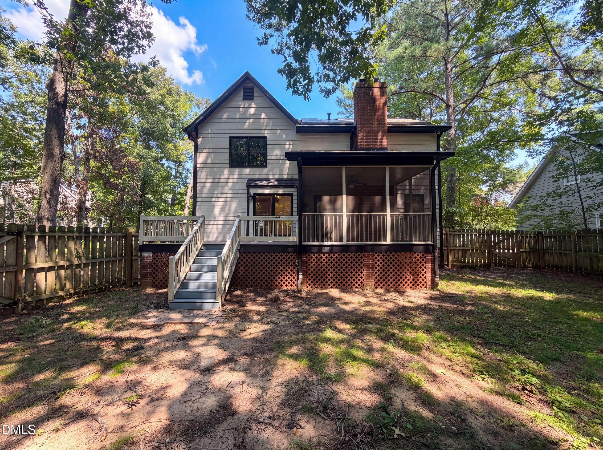 main property photo 17