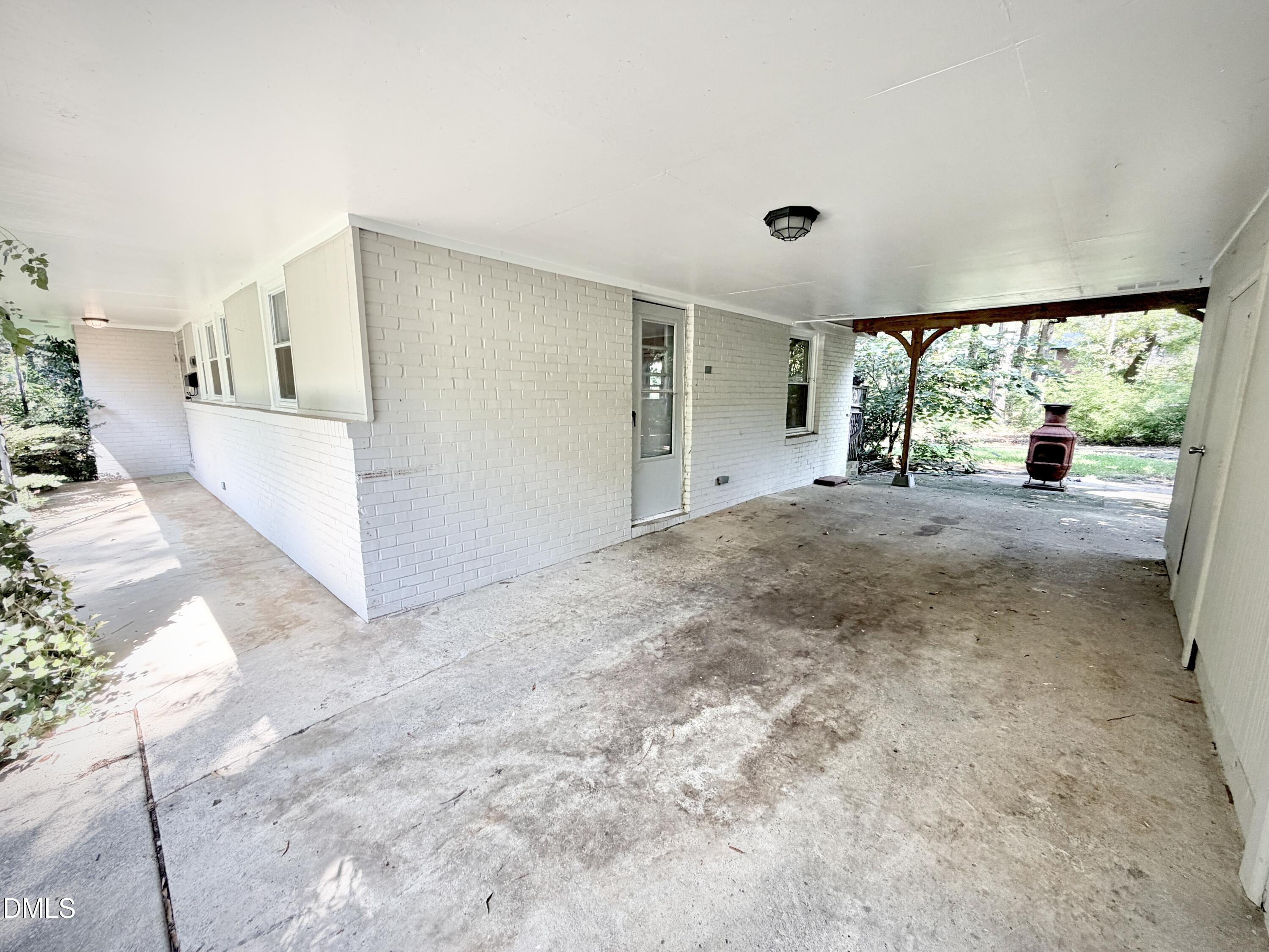 main property photo 41
