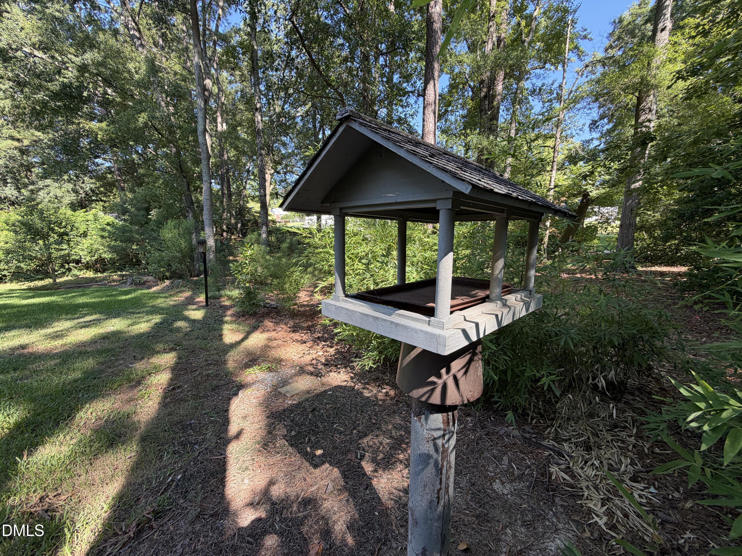 main property photo 45