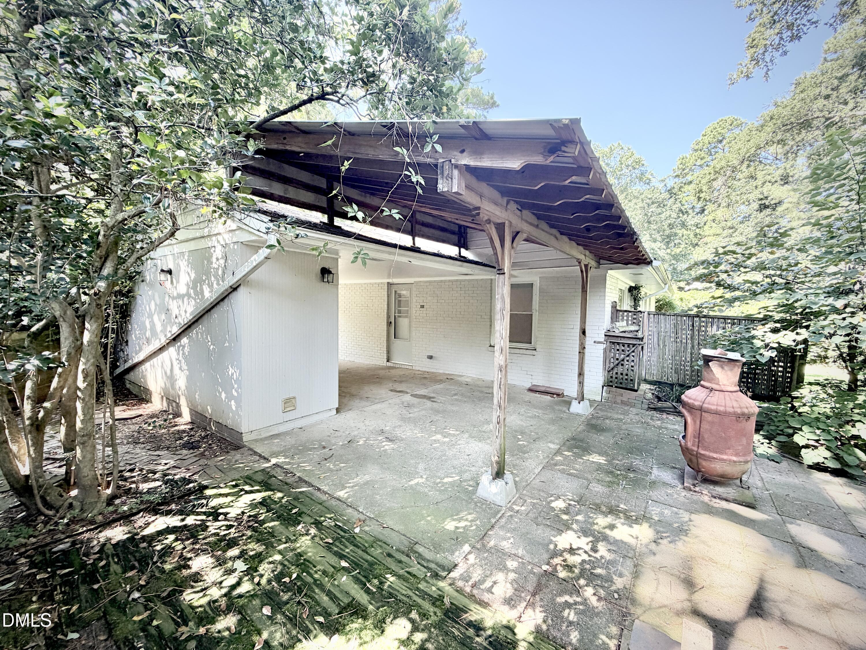 main property photo 57