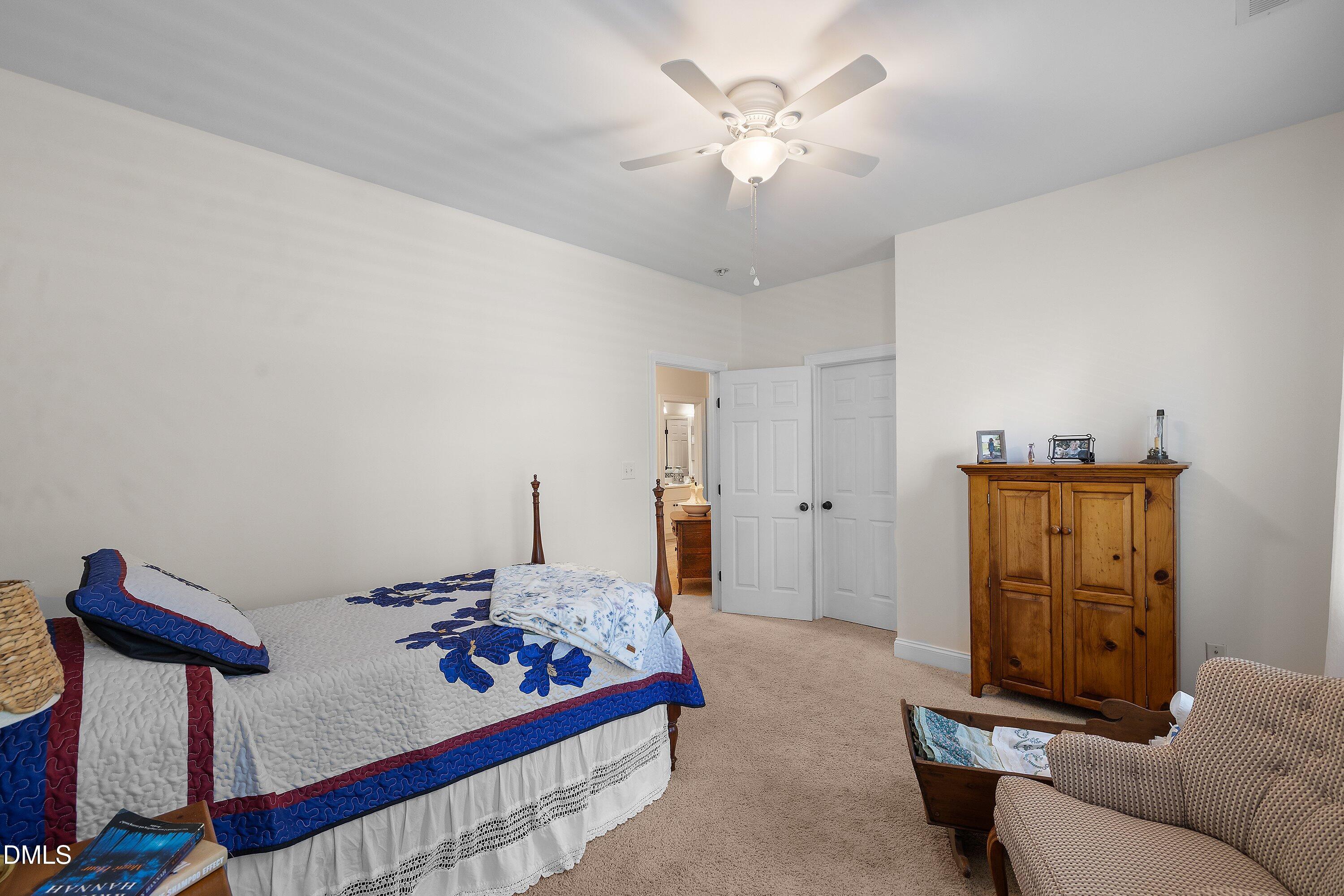 main property photo 34