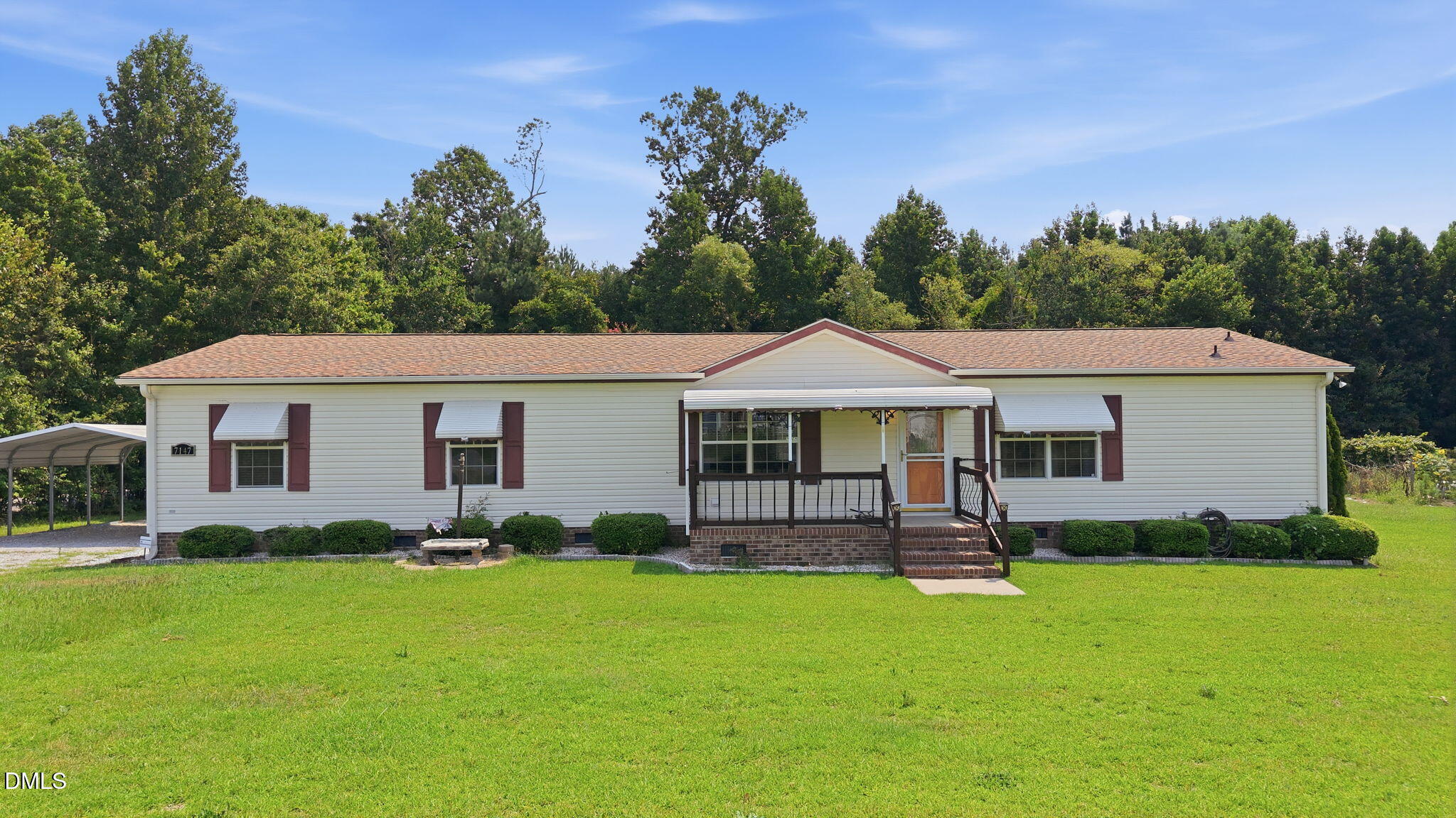 main property photo 23