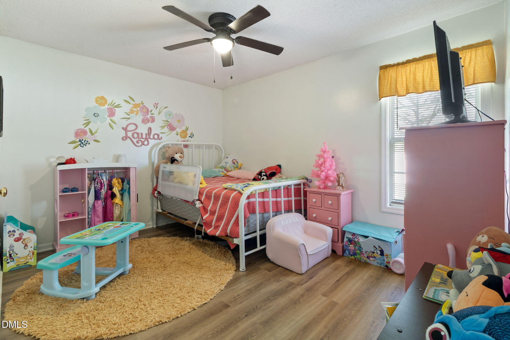 main property photo 27