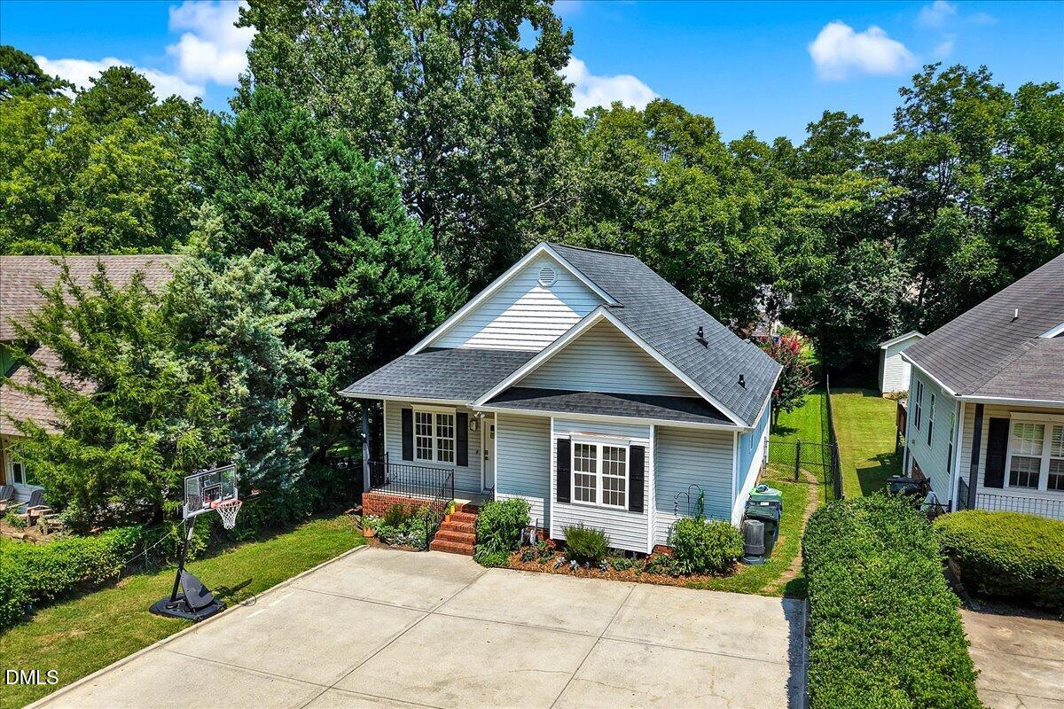 main property photo 22