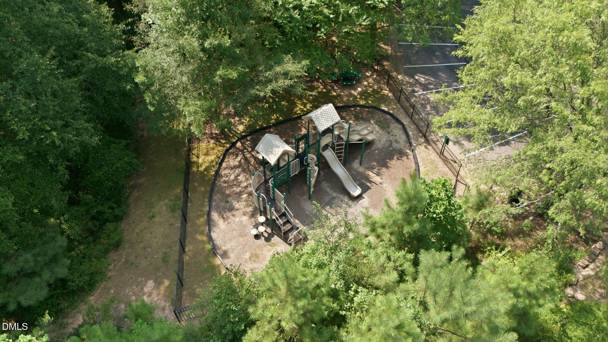 main property photo 43
