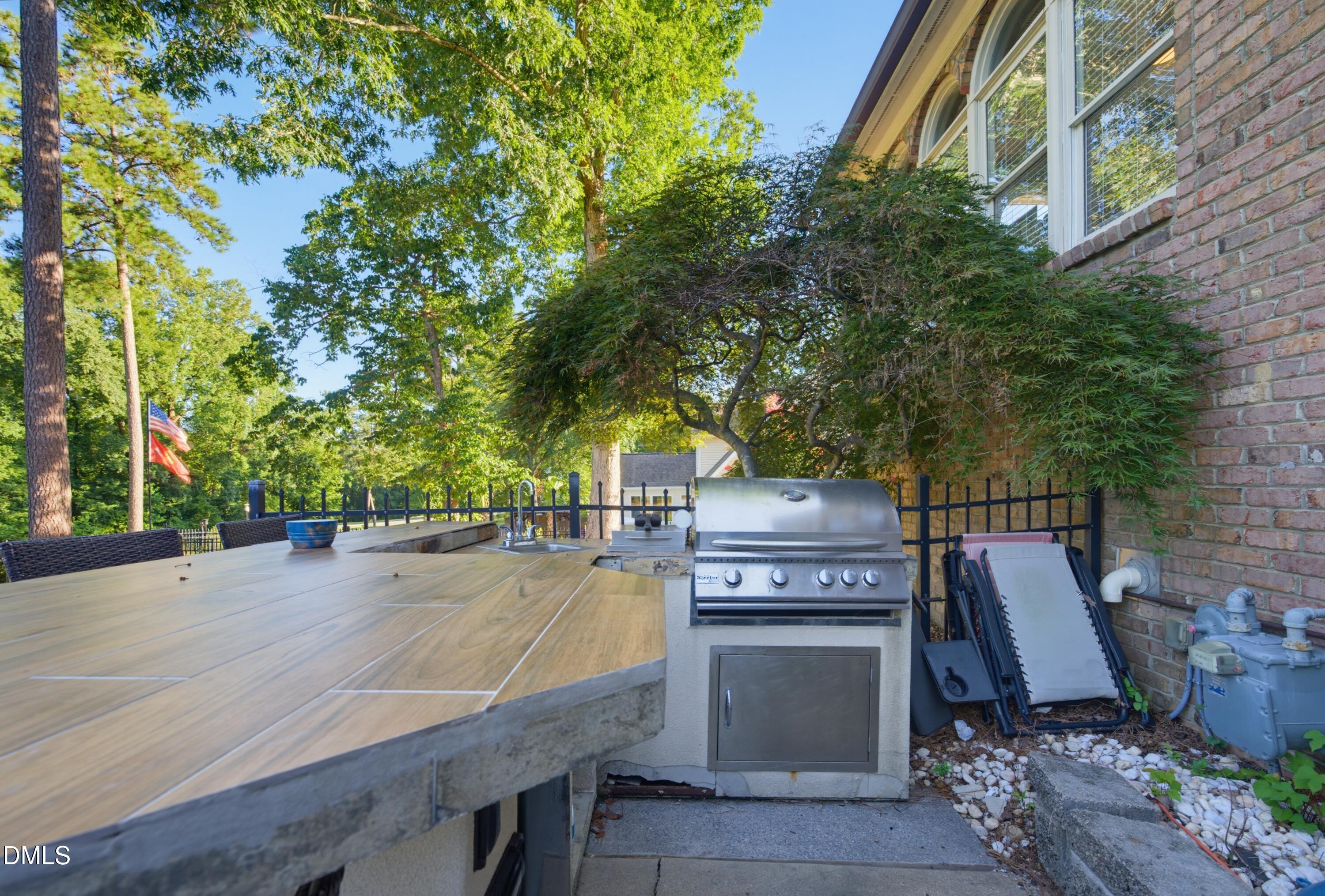 main property photo 60