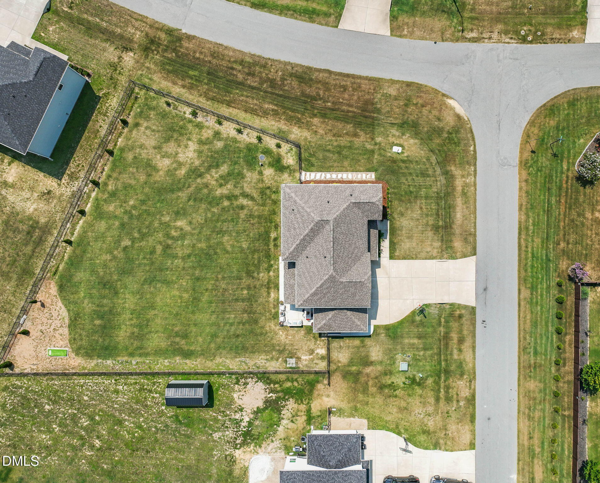 main property photo 47