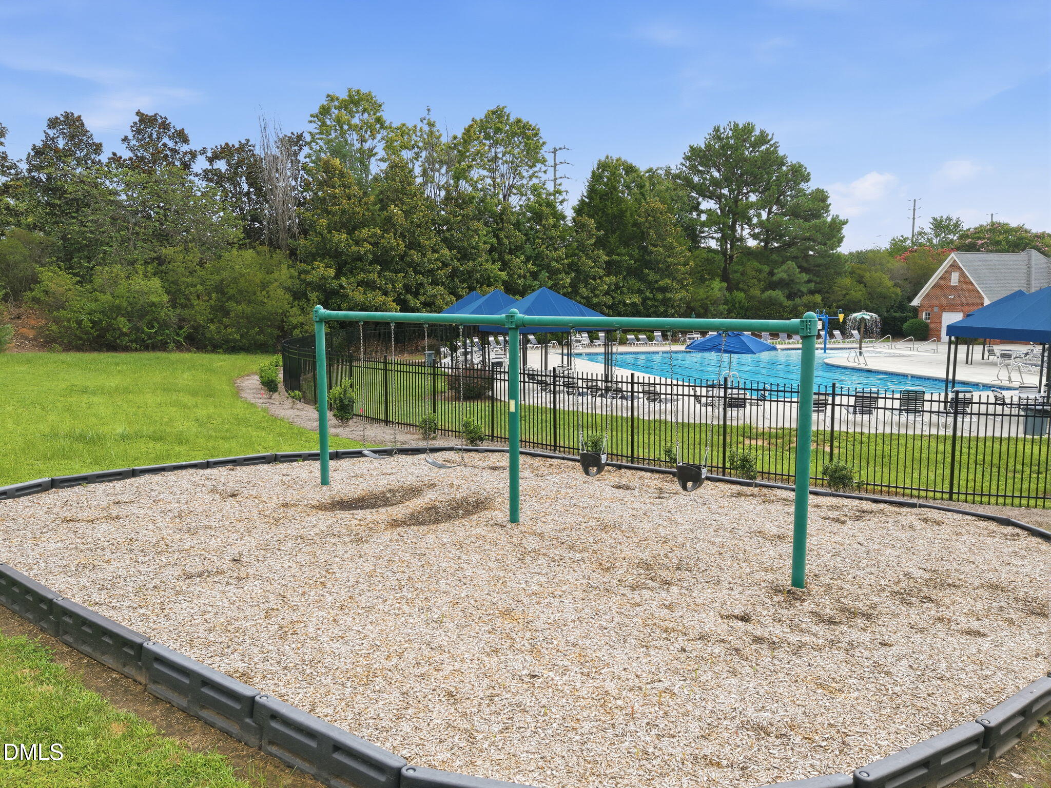 main property photo 64
