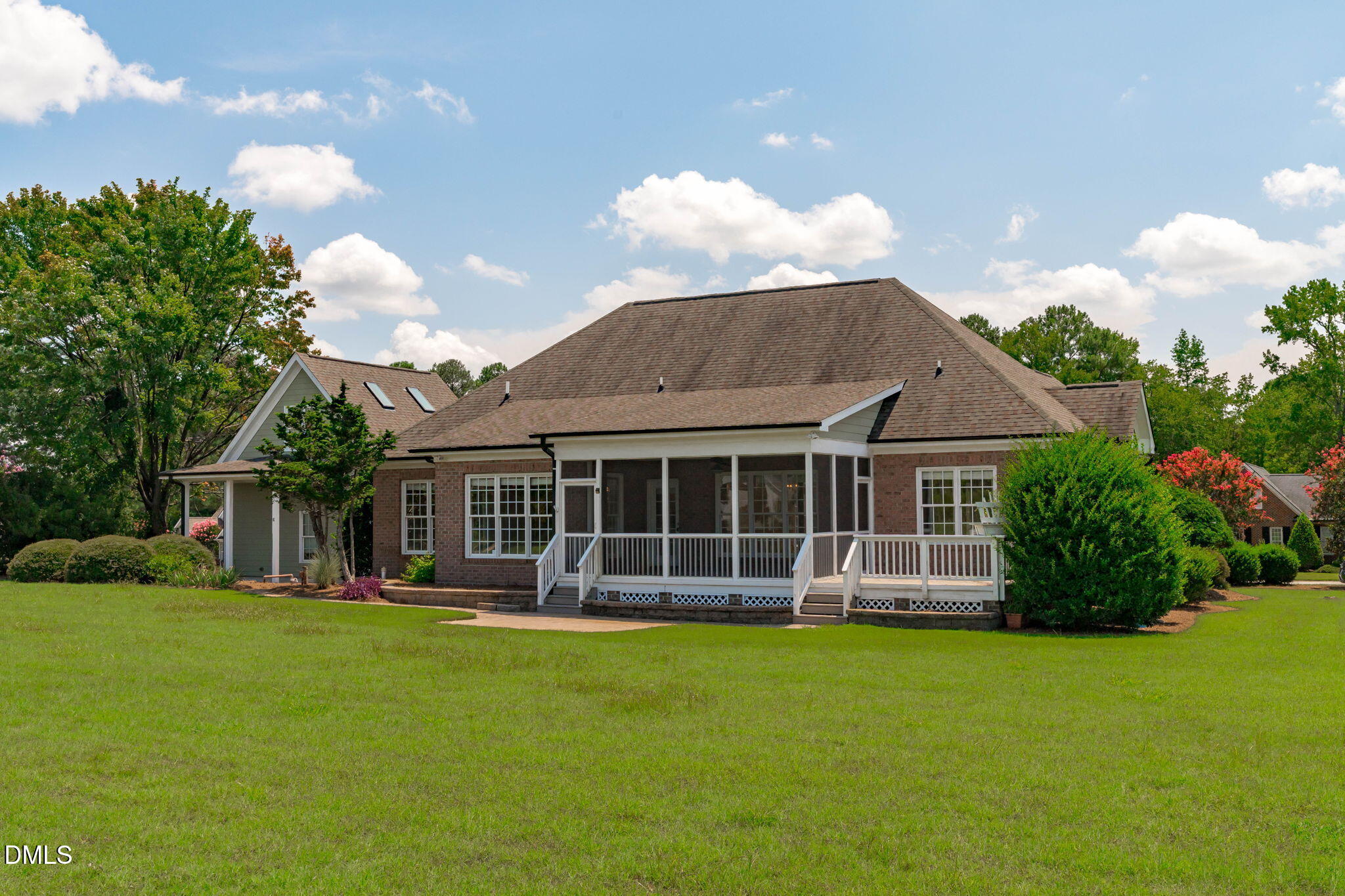 main property photo 38