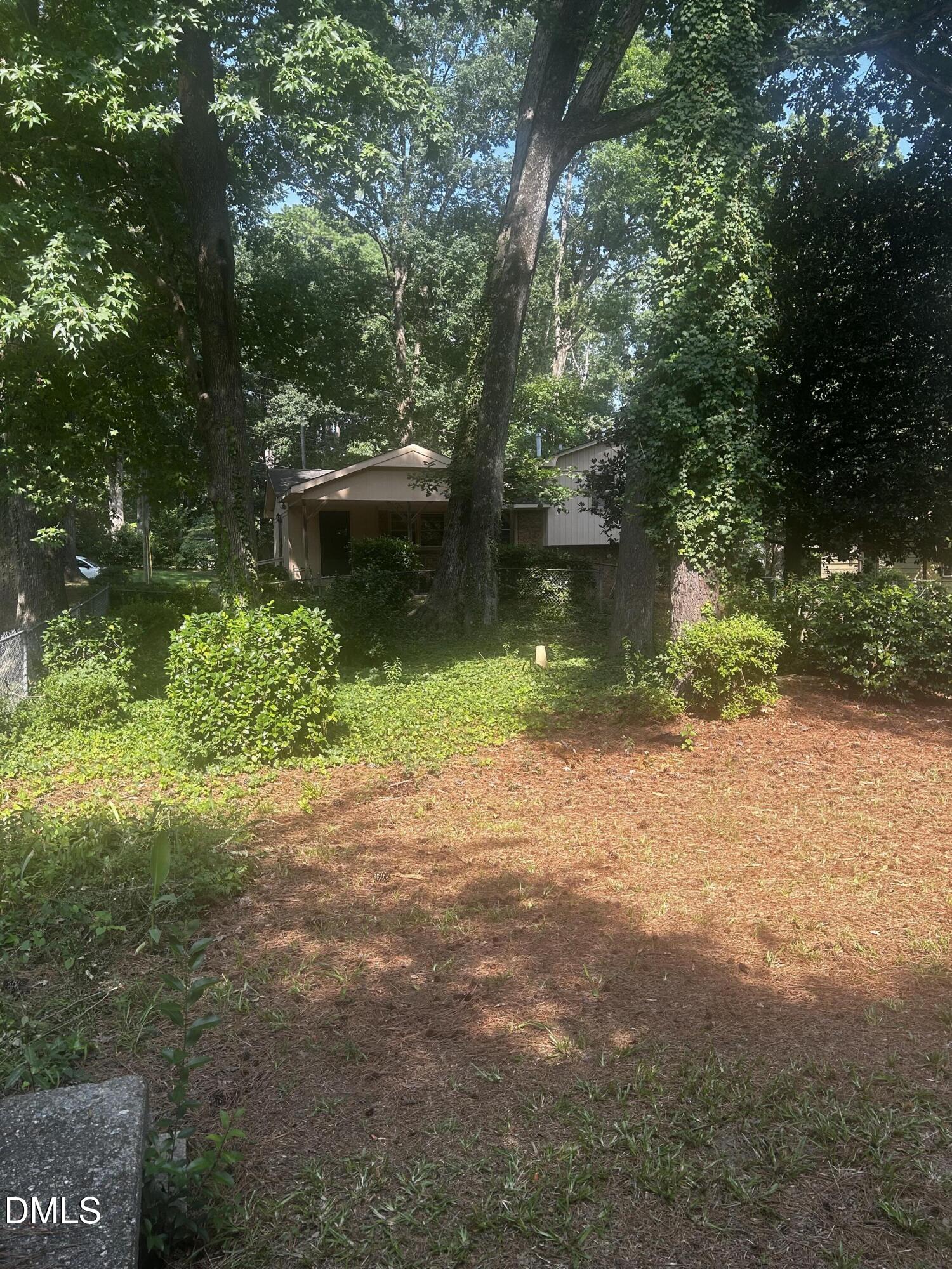 main property photo 32