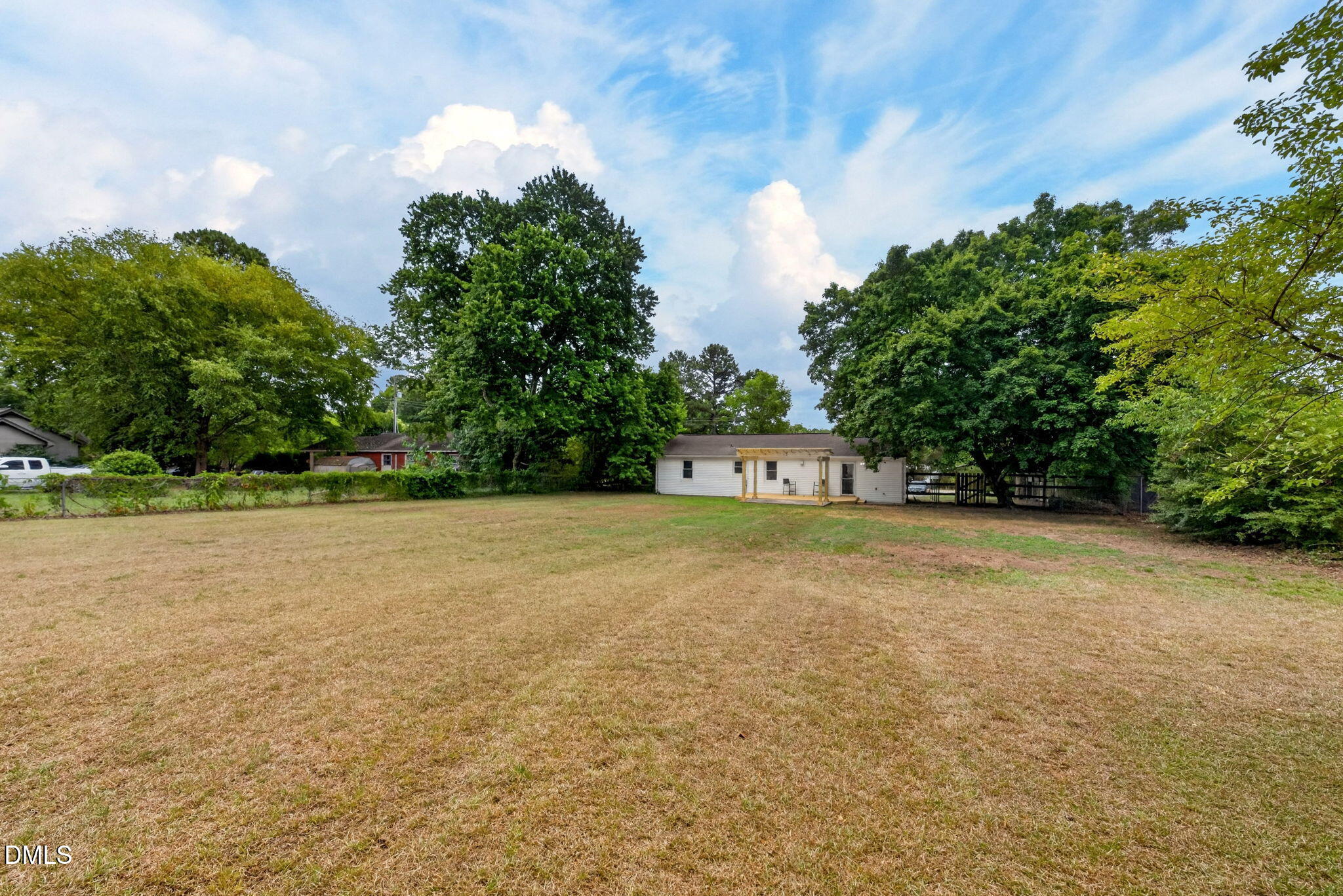 main property photo 39