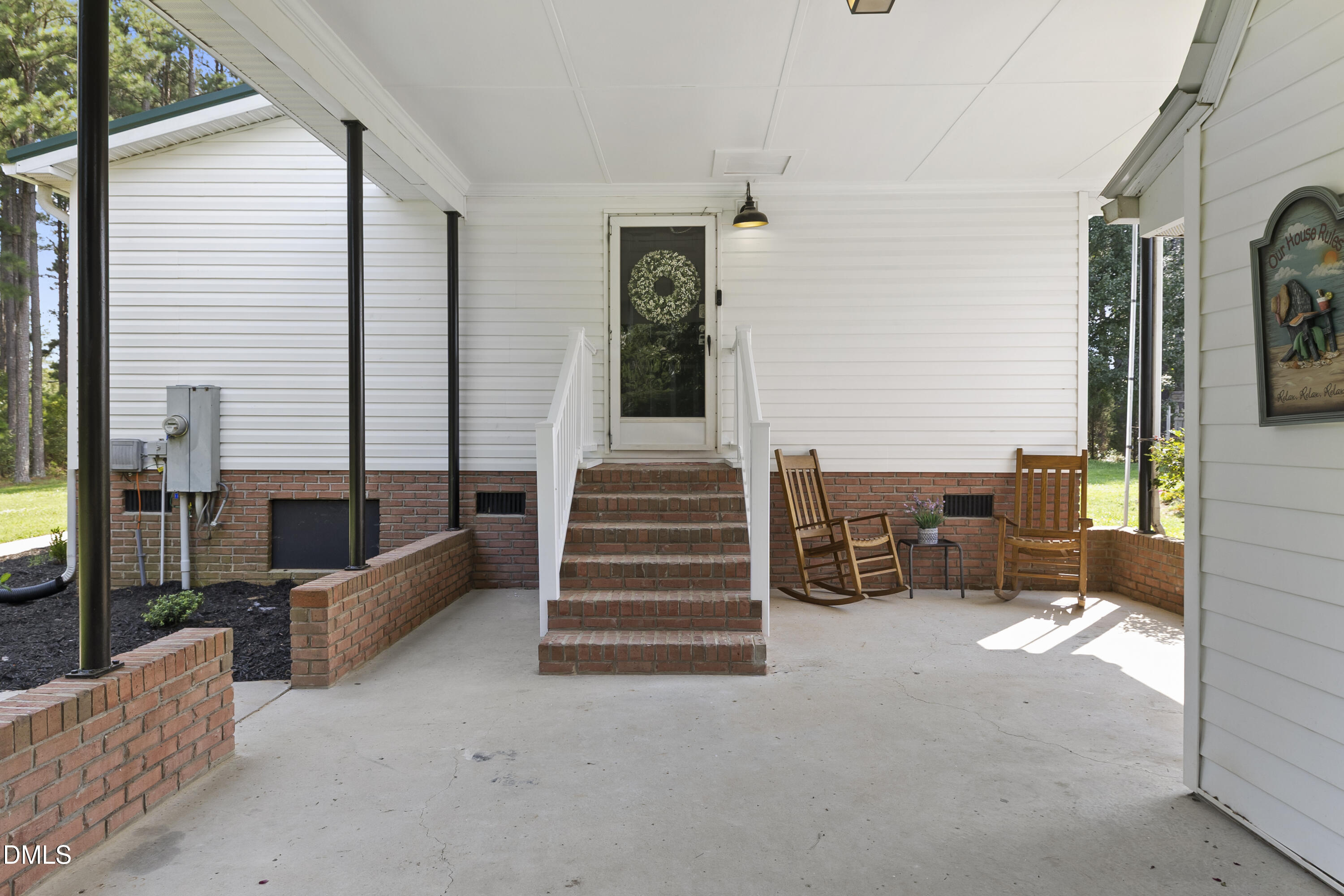 main property photo 43
