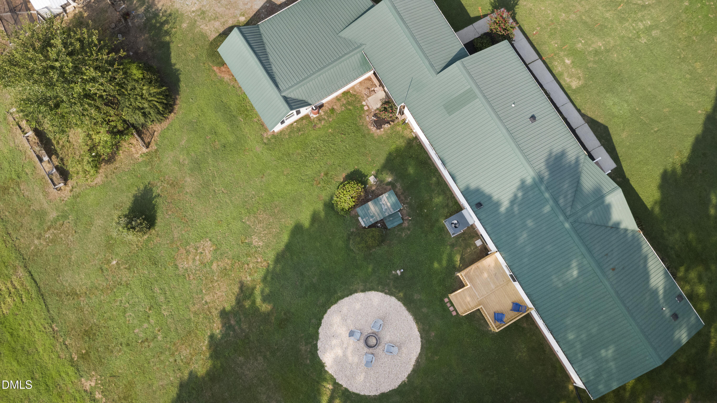 main property photo 60