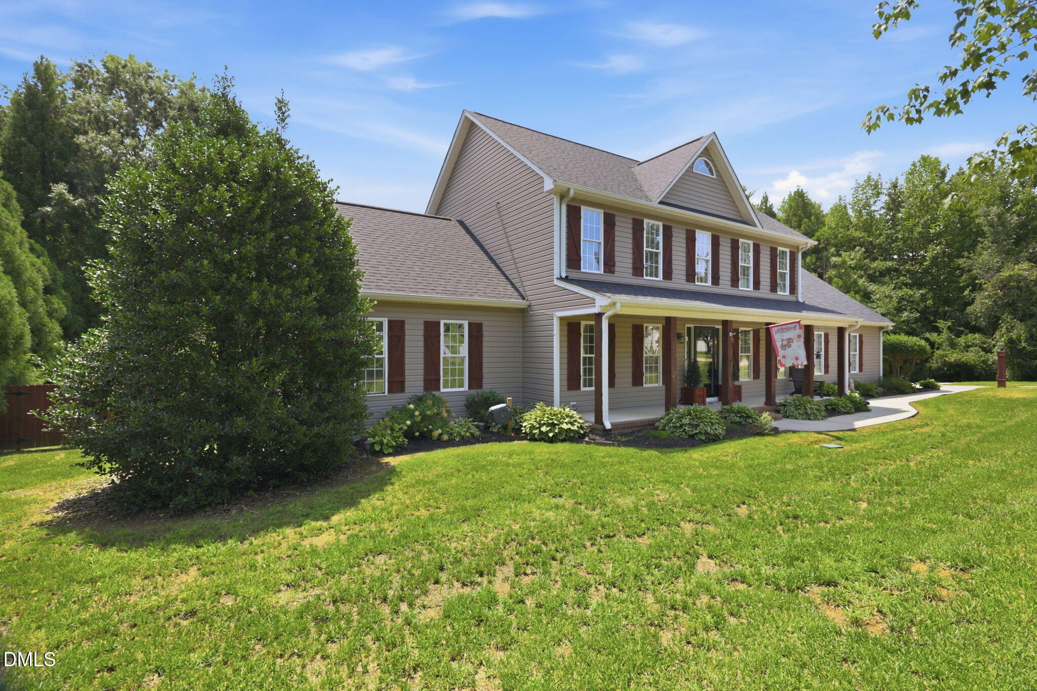 main property photo 3