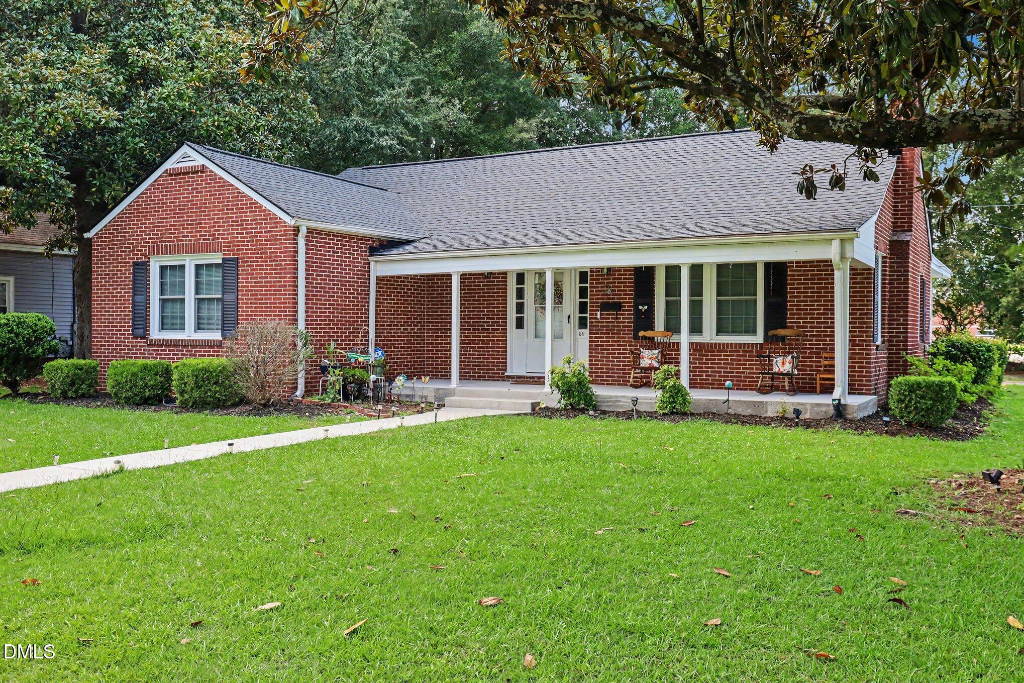 main property photo 32