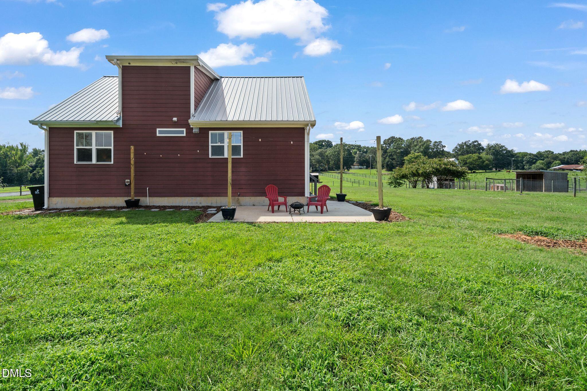 main property photo 40