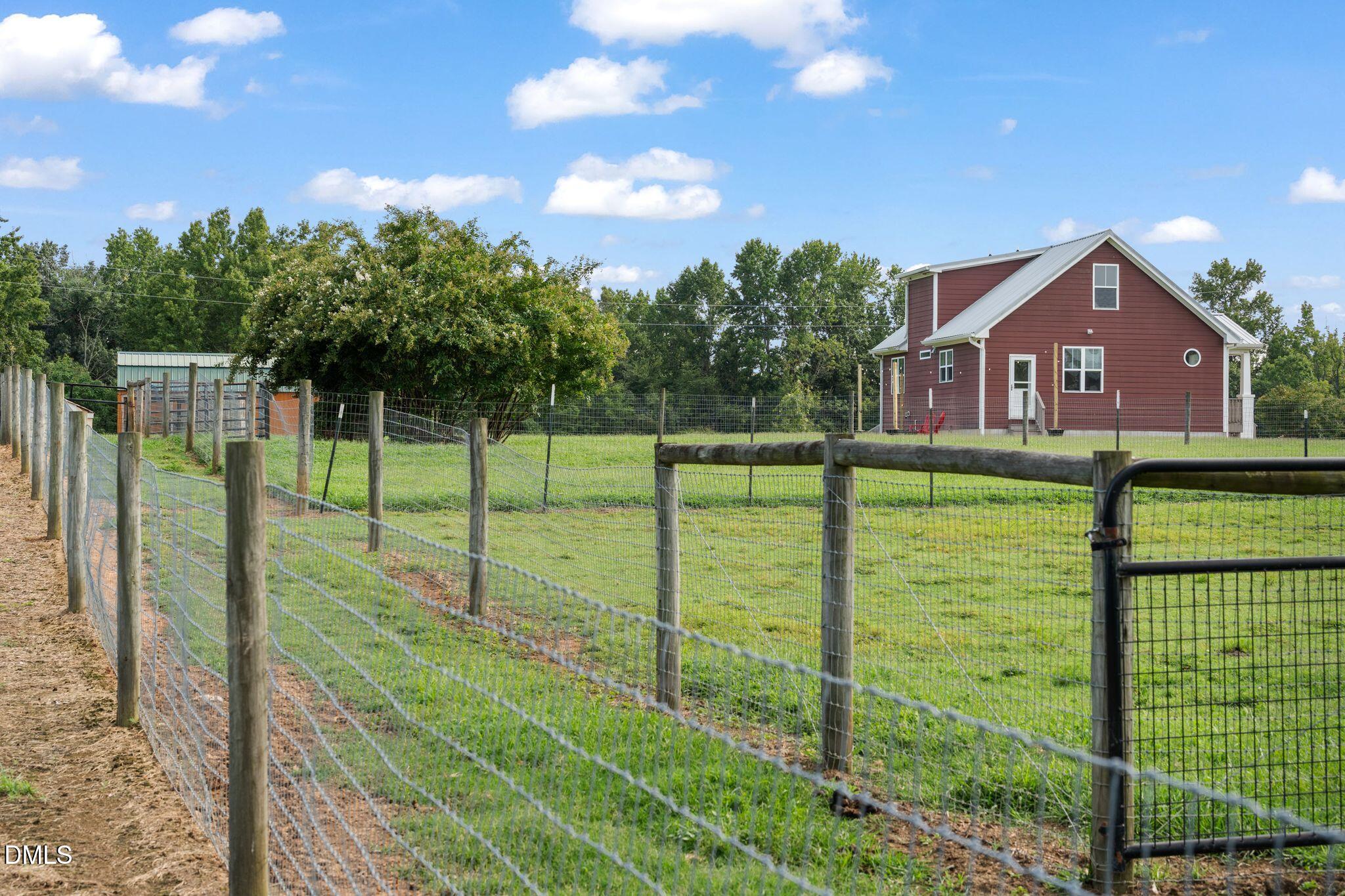 main property photo 44