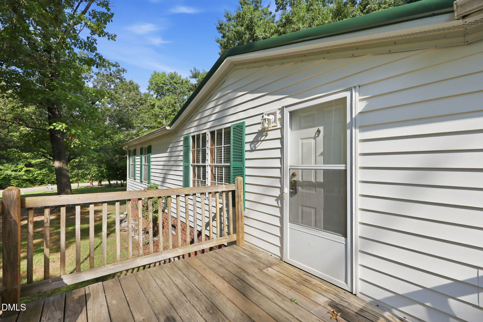 main property photo 12