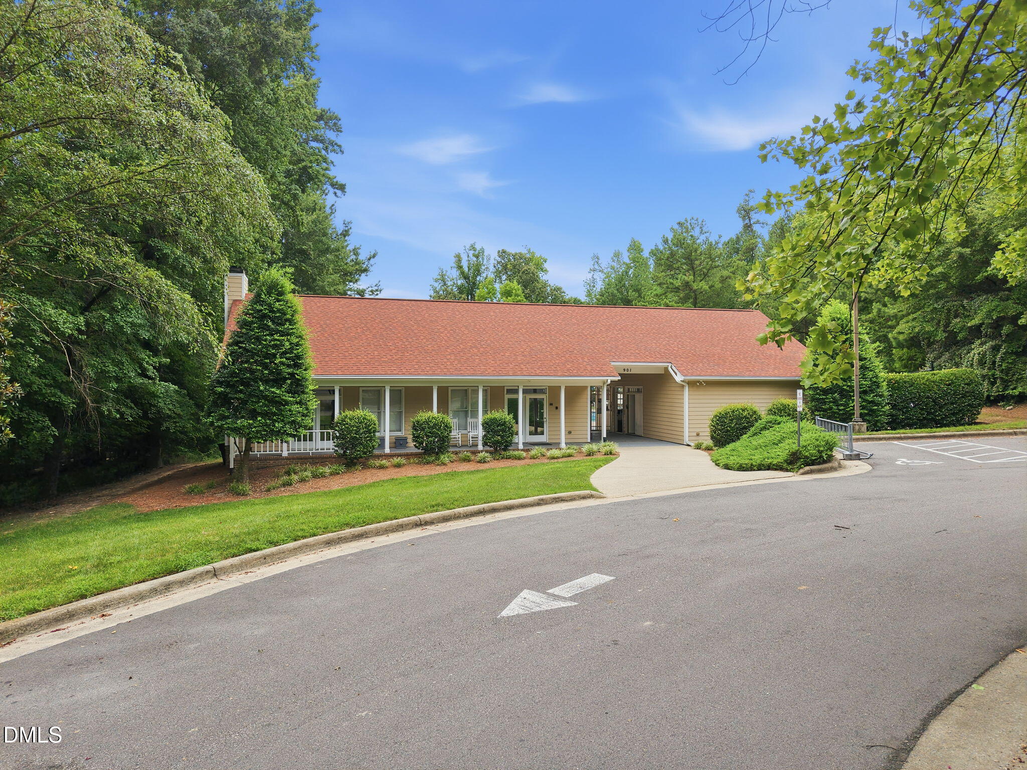 main property photo 27