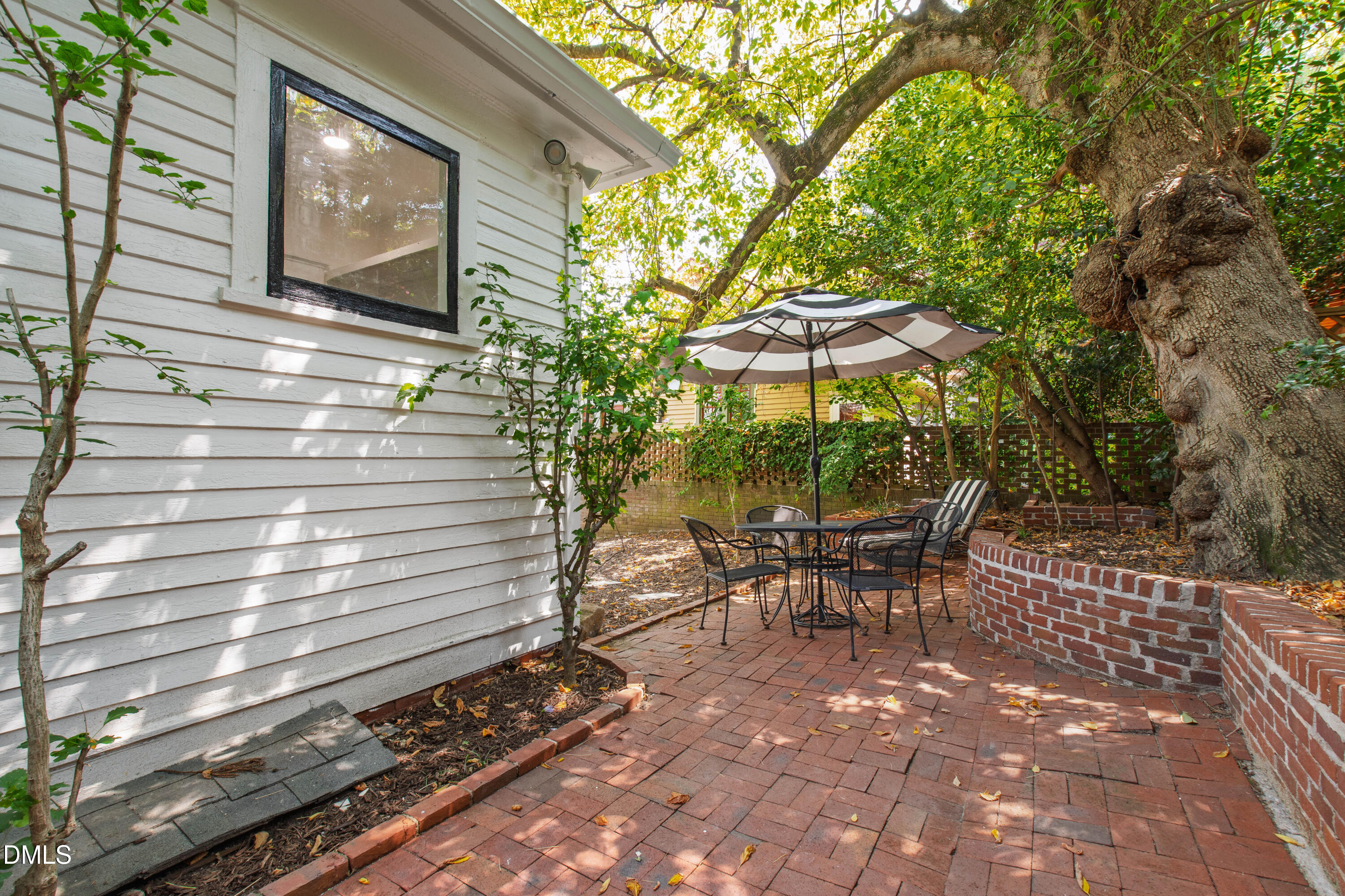 main property photo 58