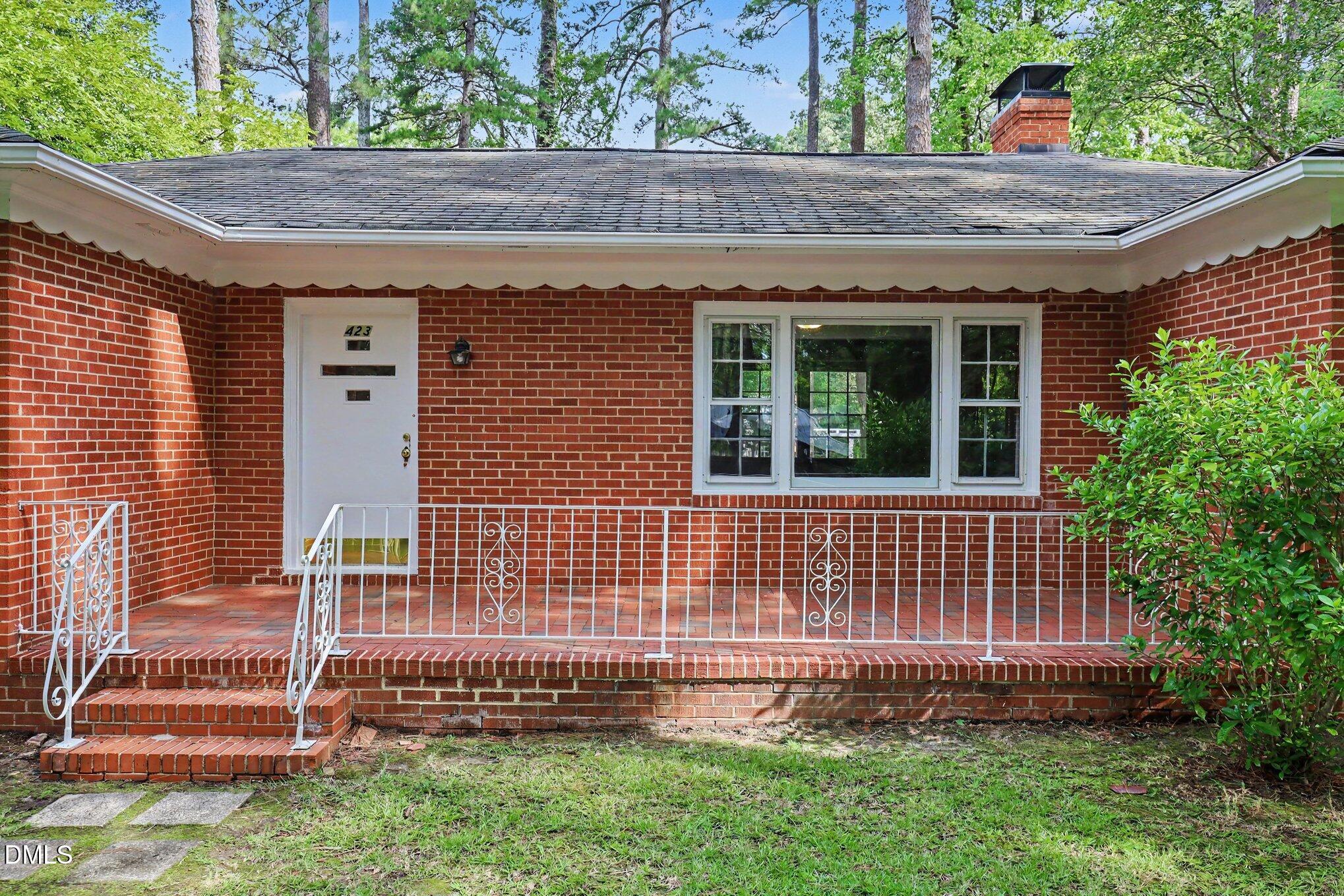 main property photo 17