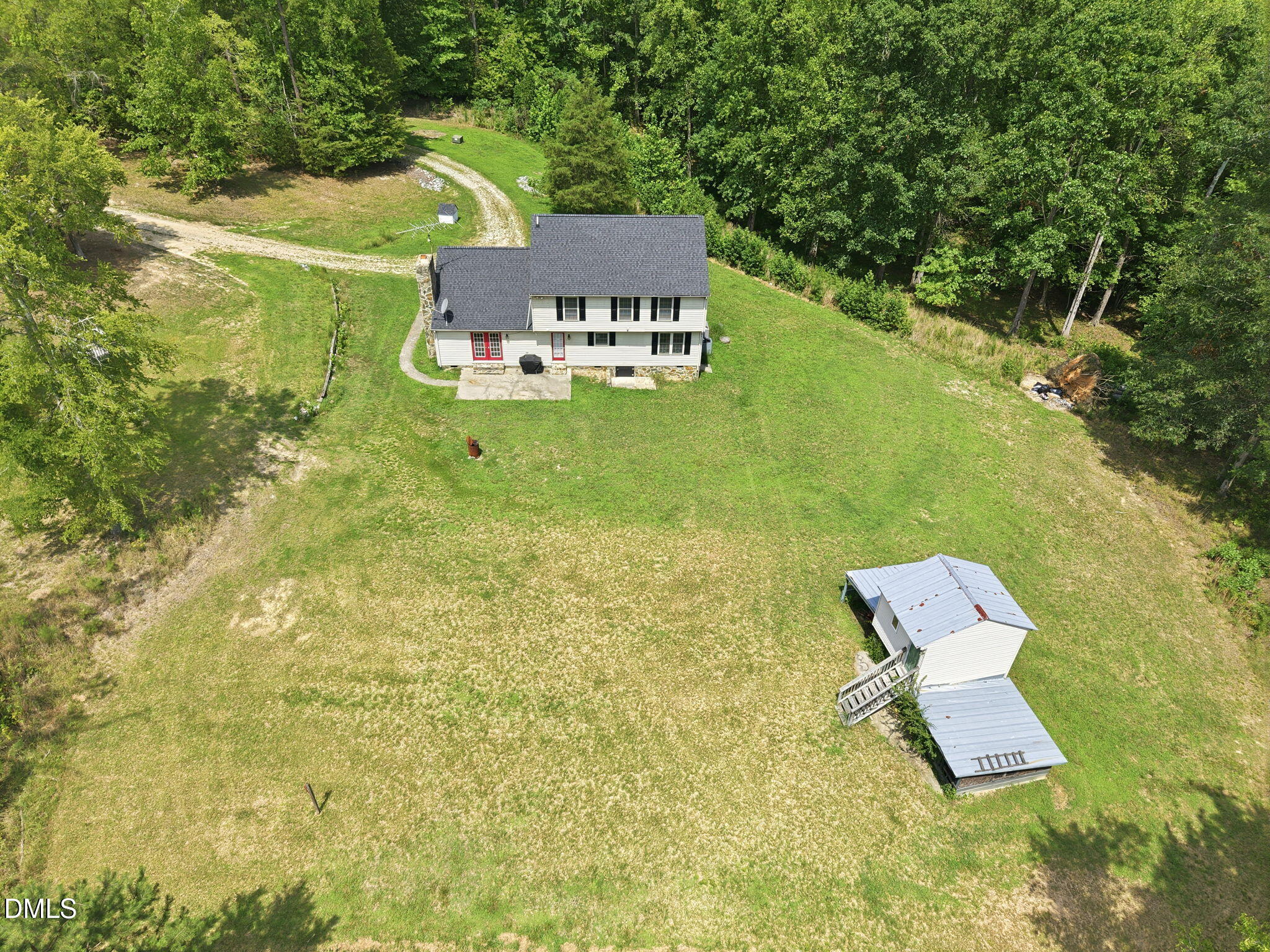 main property photo 11