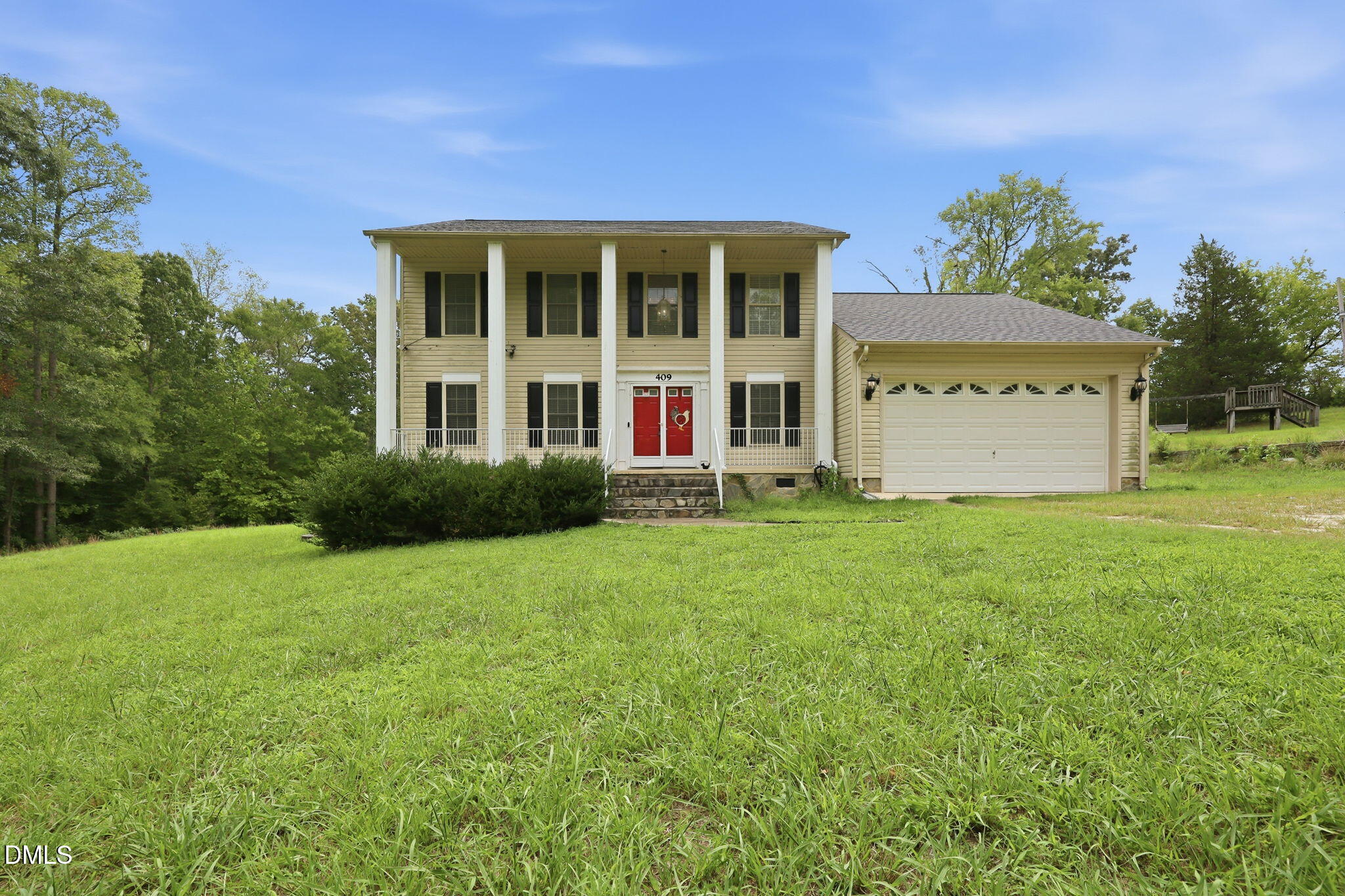 main property photo 2