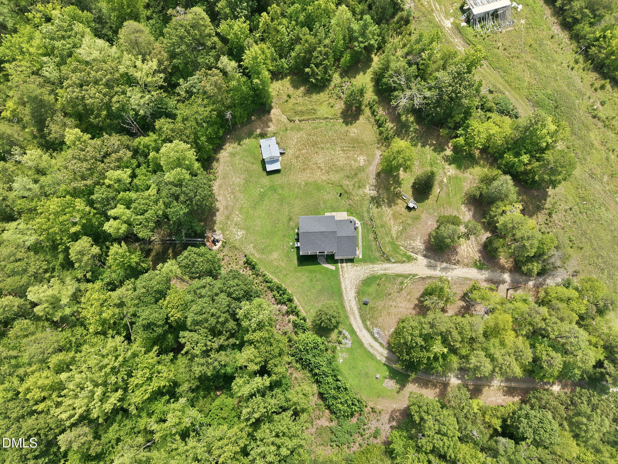 main property photo 5