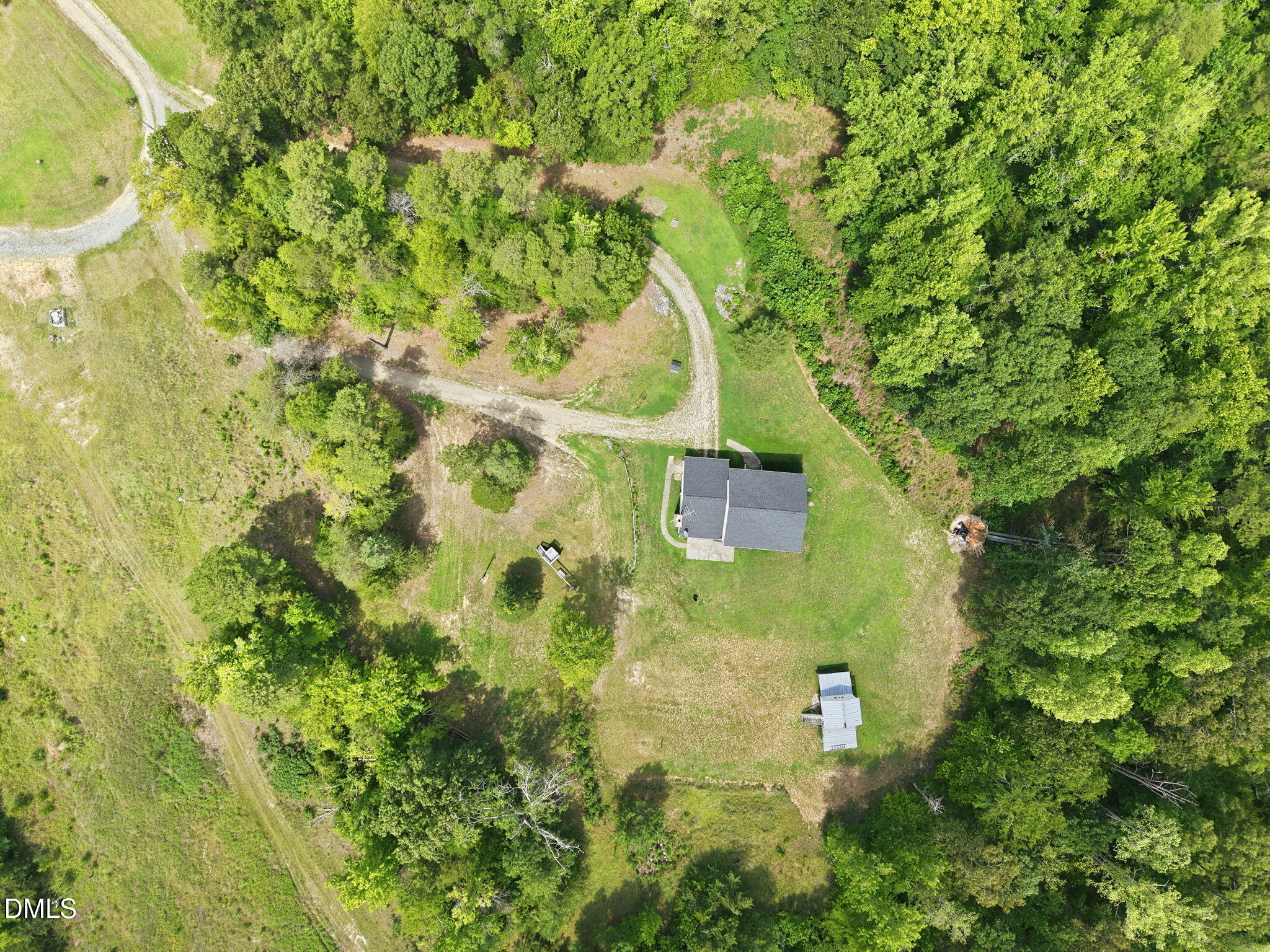 main property photo 7