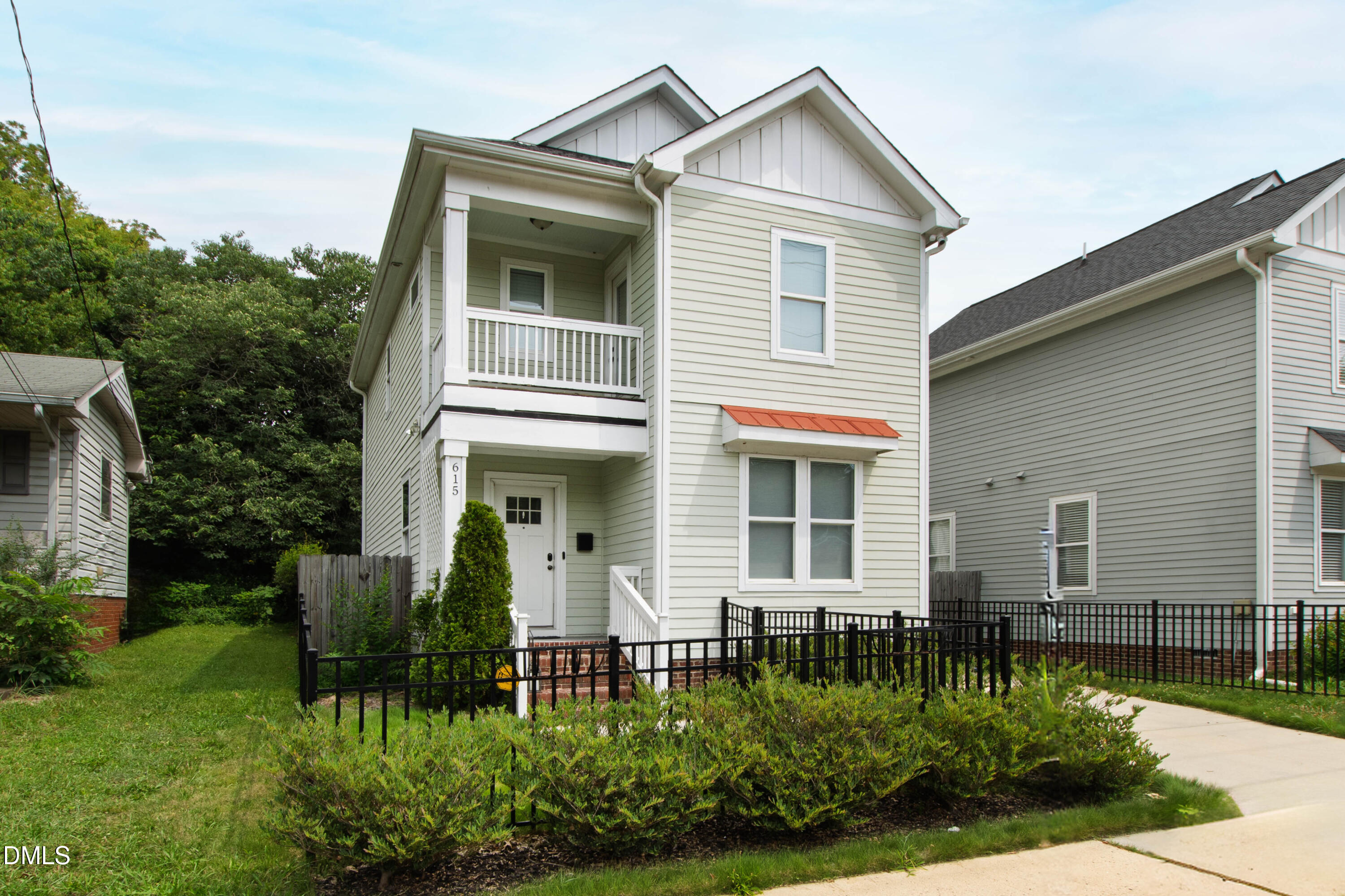 main property photo 38