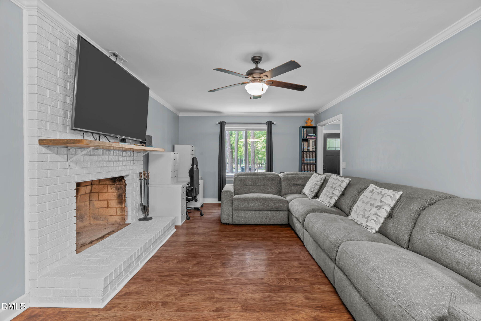 main property photo 7