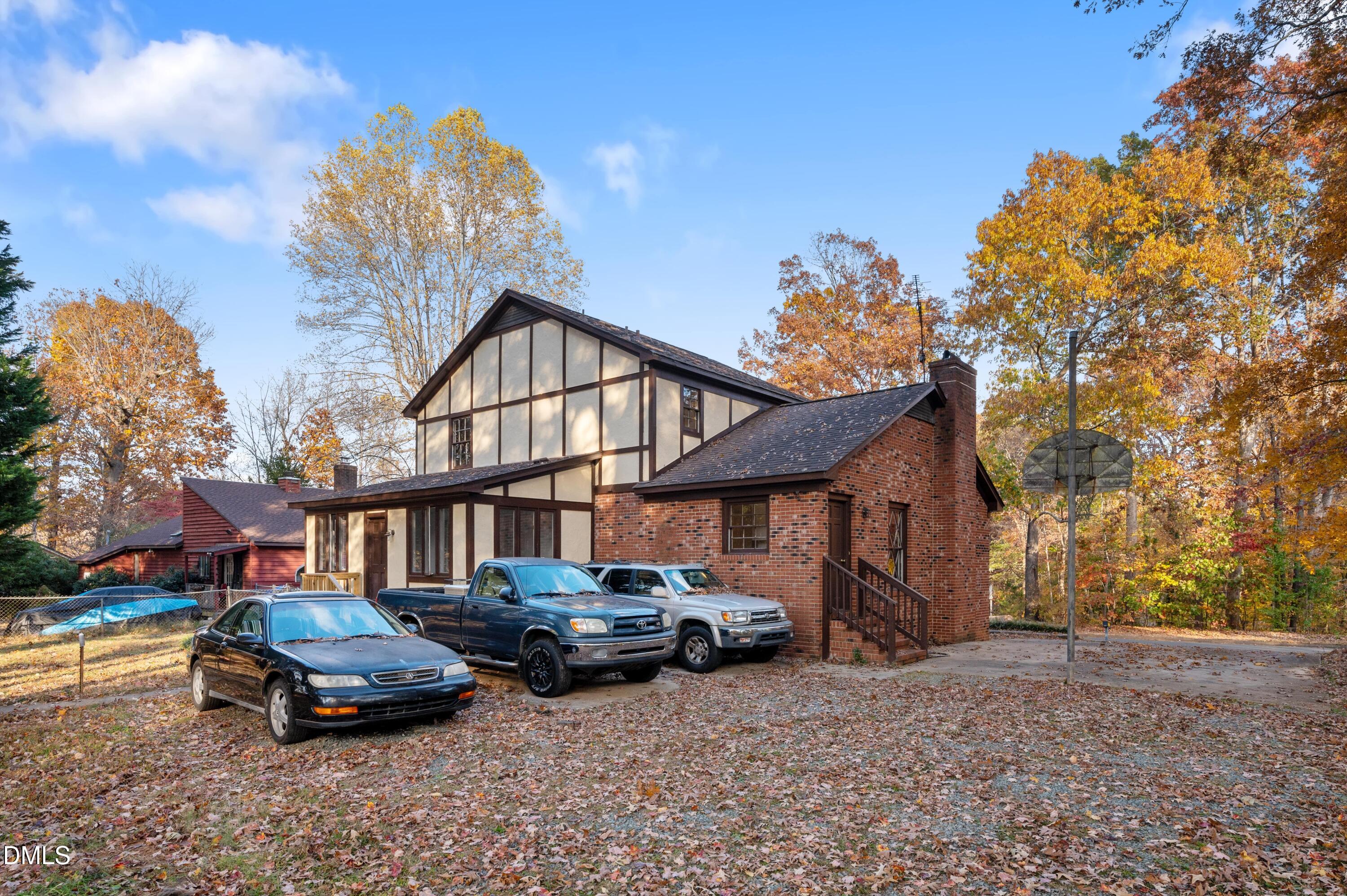 main property photo 27