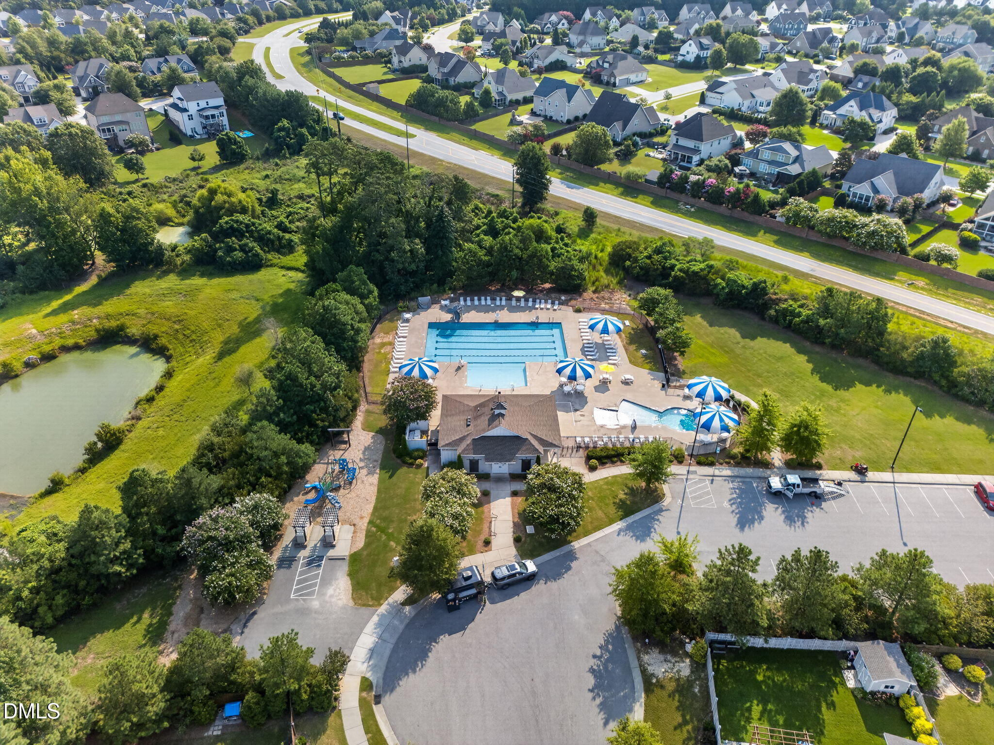 main property photo 44