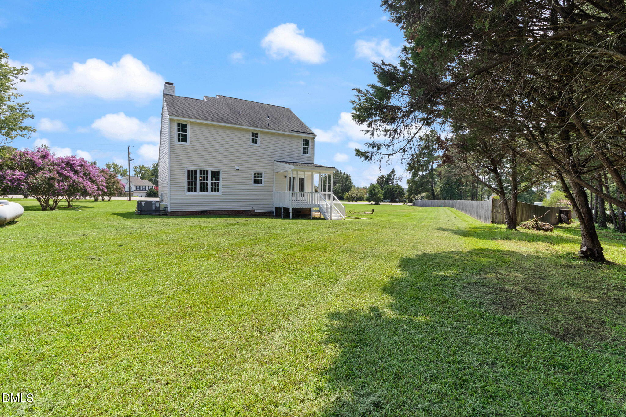 main property photo 38