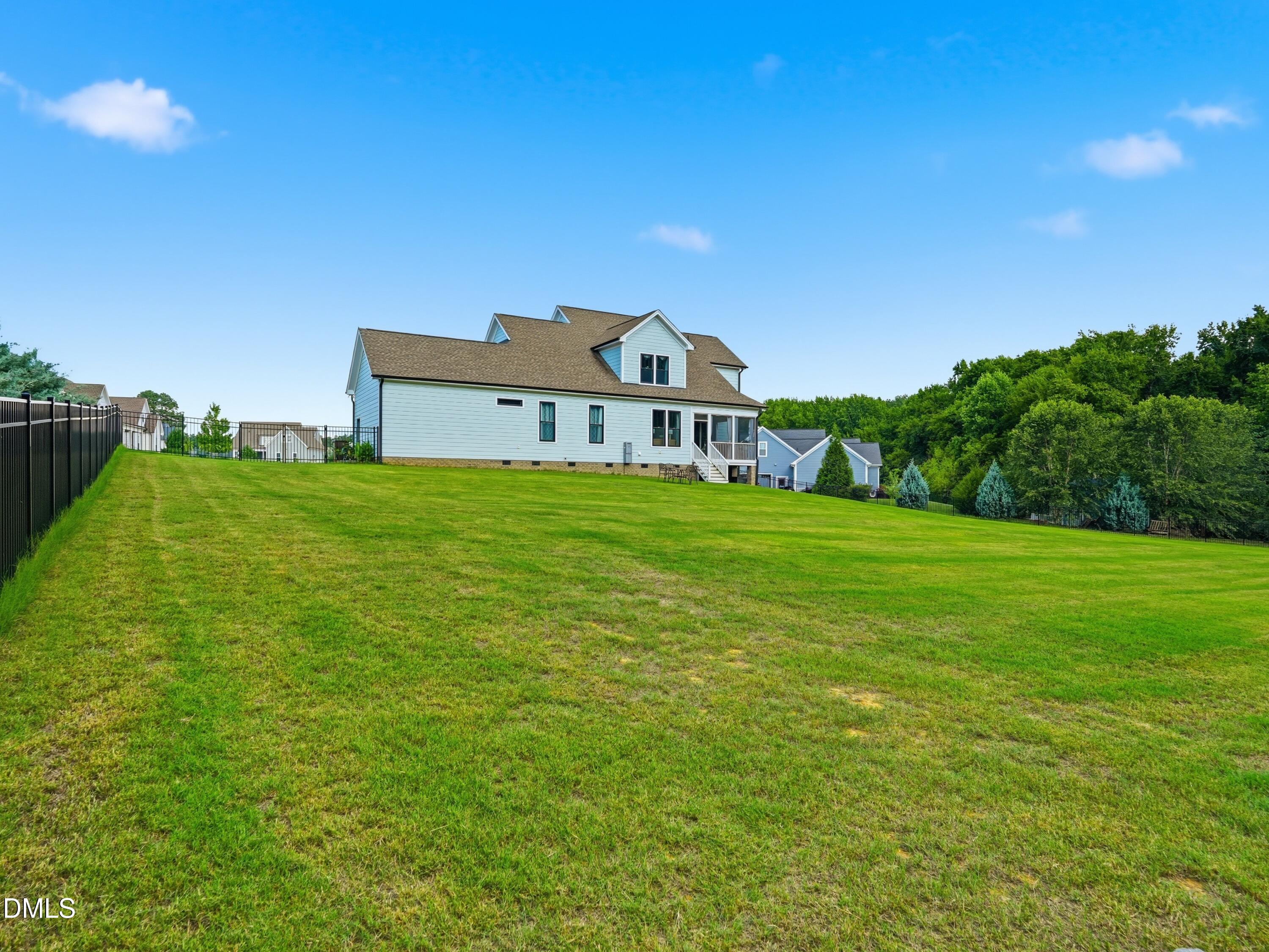 main property photo 42