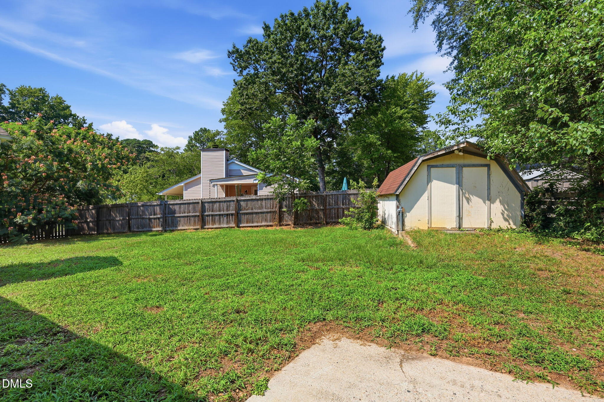 main property photo 26