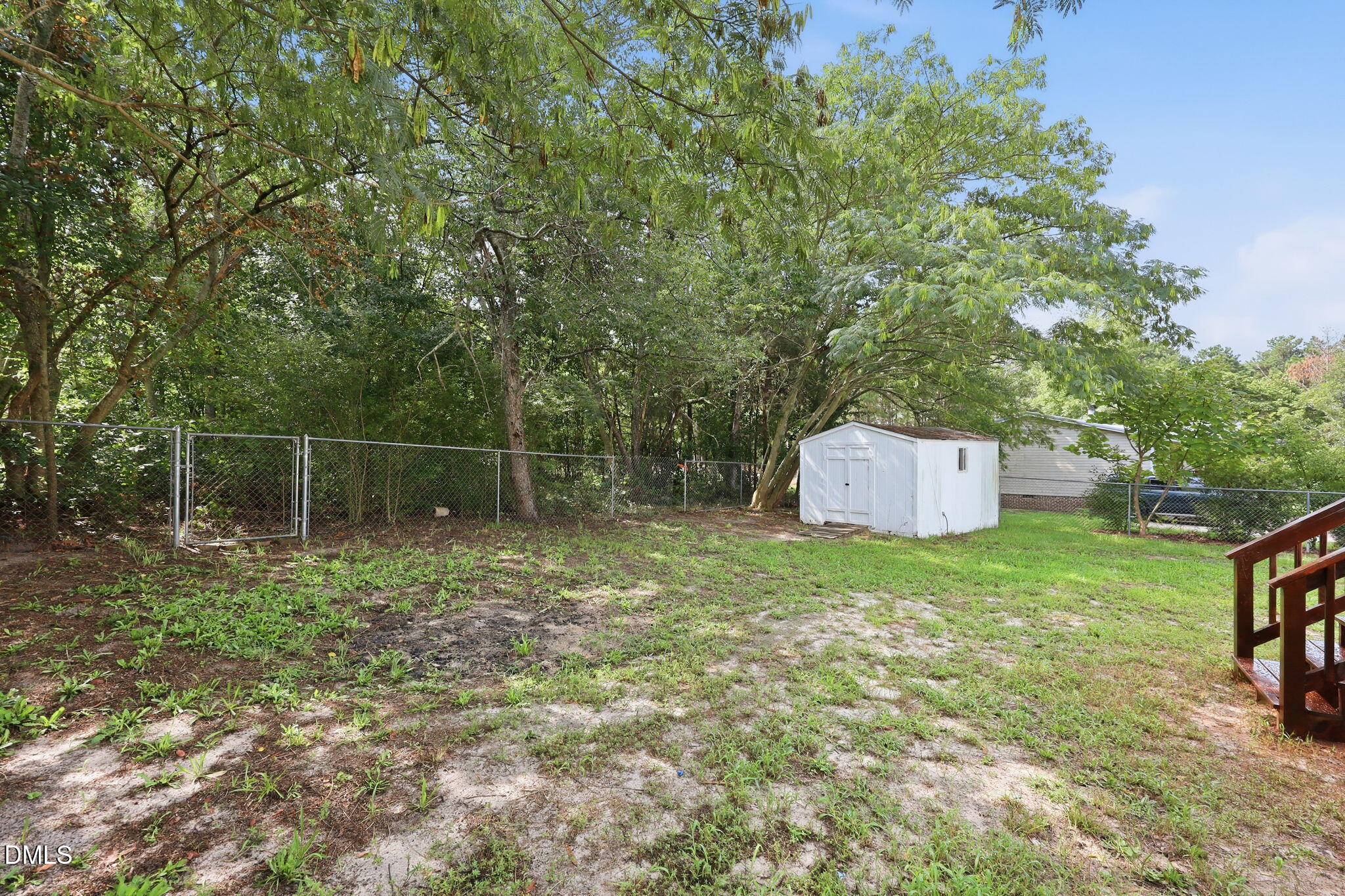 main property photo 39